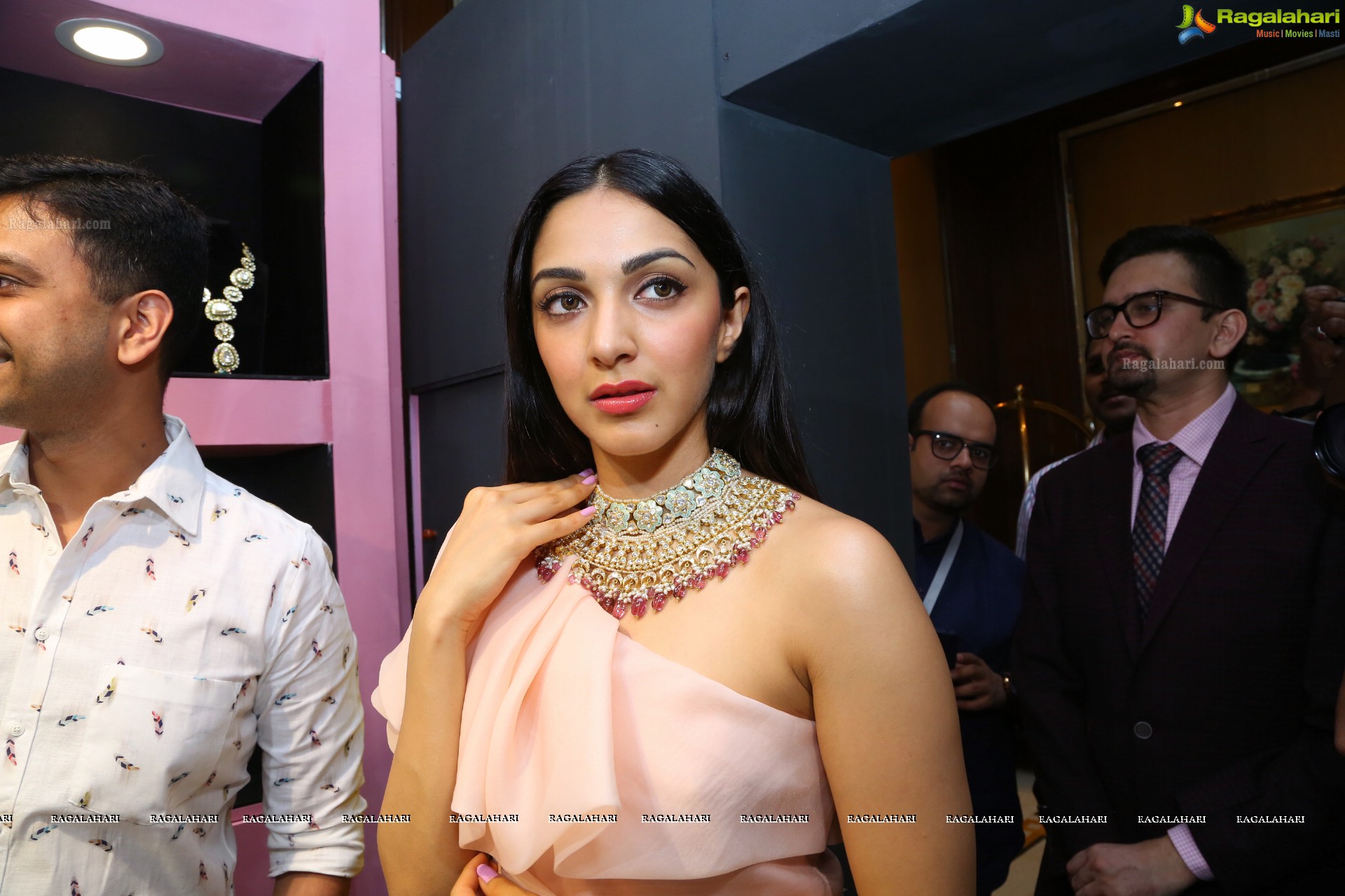 Kiara Advani at The Statement - Biggest Jewellery Exhibition (High Definition)