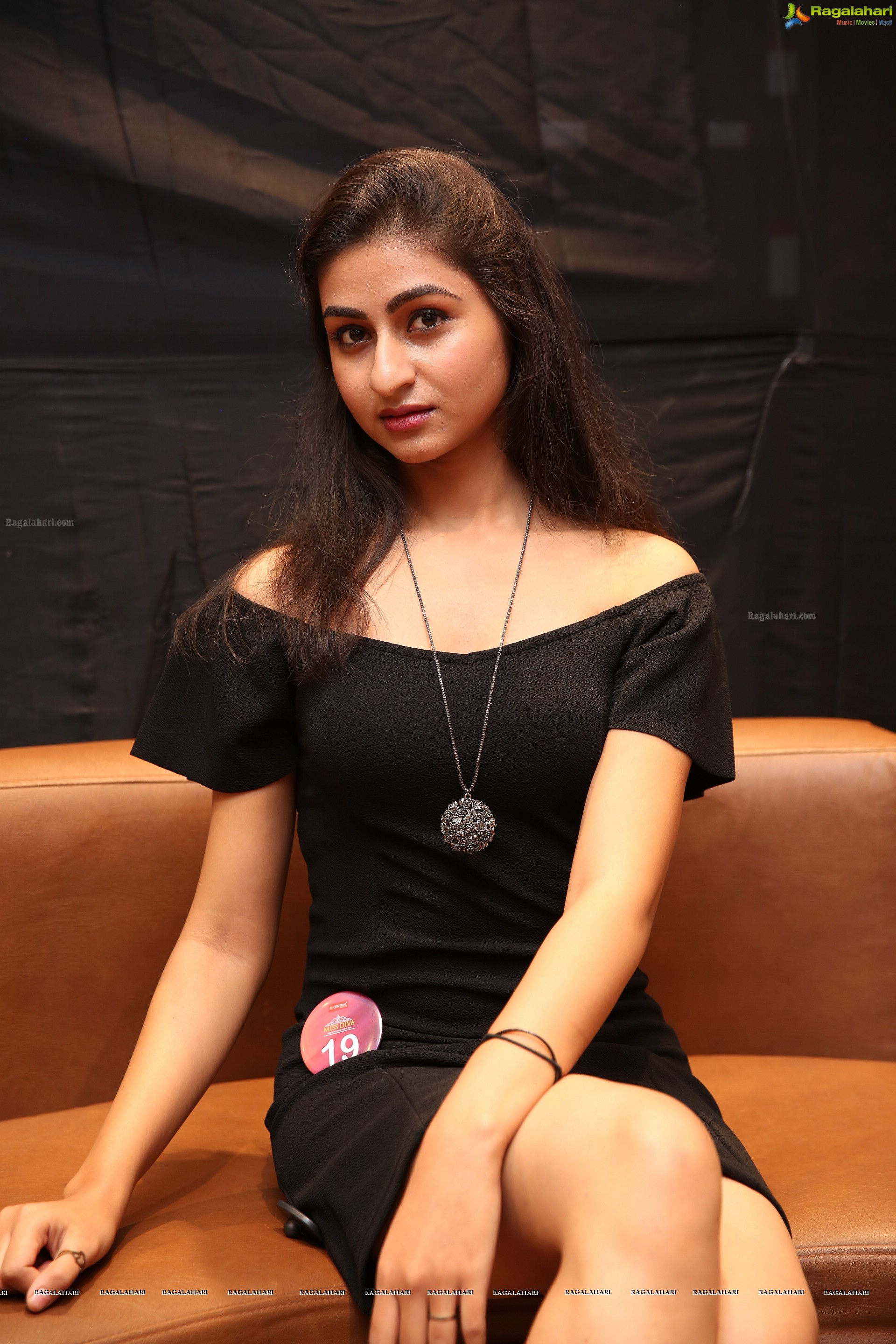 Samiksha Dhar at Miss Diva Miss Universe India 2018 Auditions (High Definition)