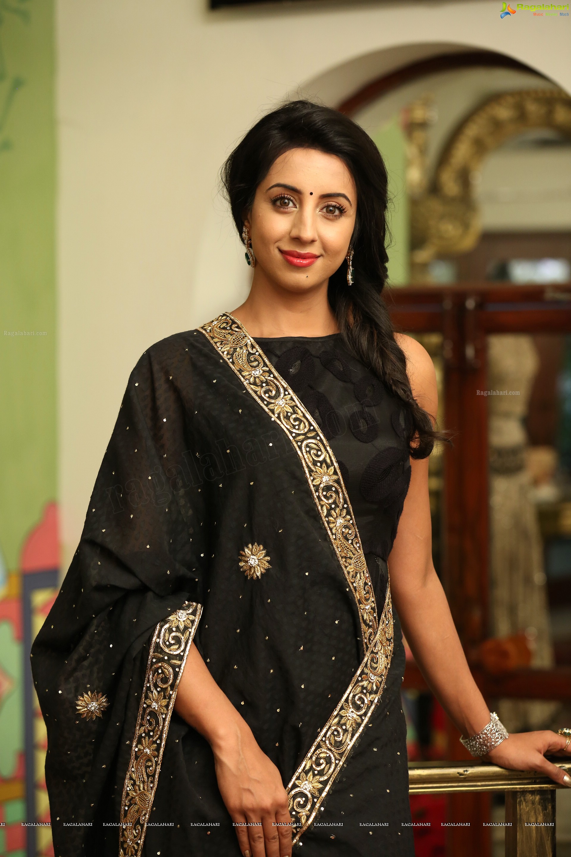 Sanjjanaa Galrani (High Definition)