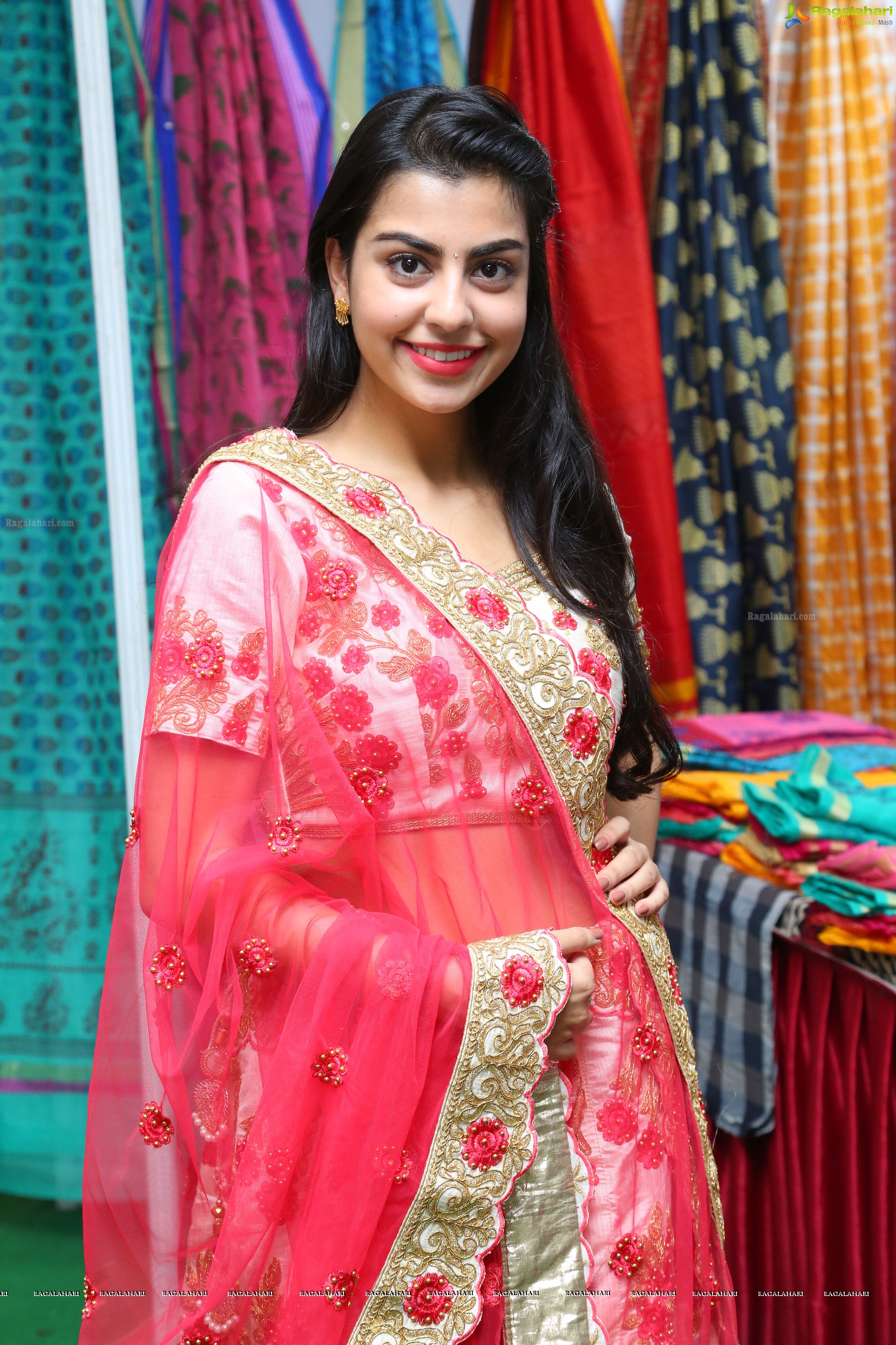 Sasha Singh at Silk and Cotton Expo (High Definition Photos)