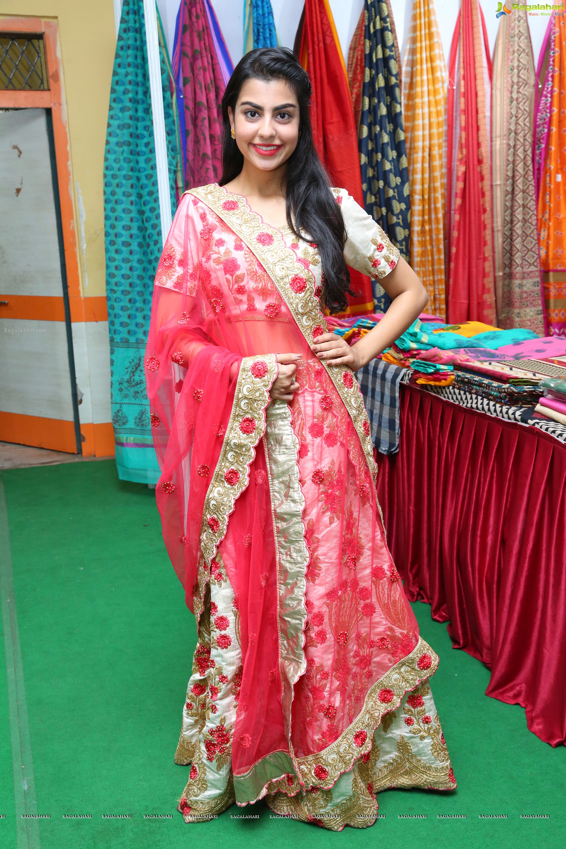 Sasha Singh at Silk and Cotton Expo (High Definition Photos)