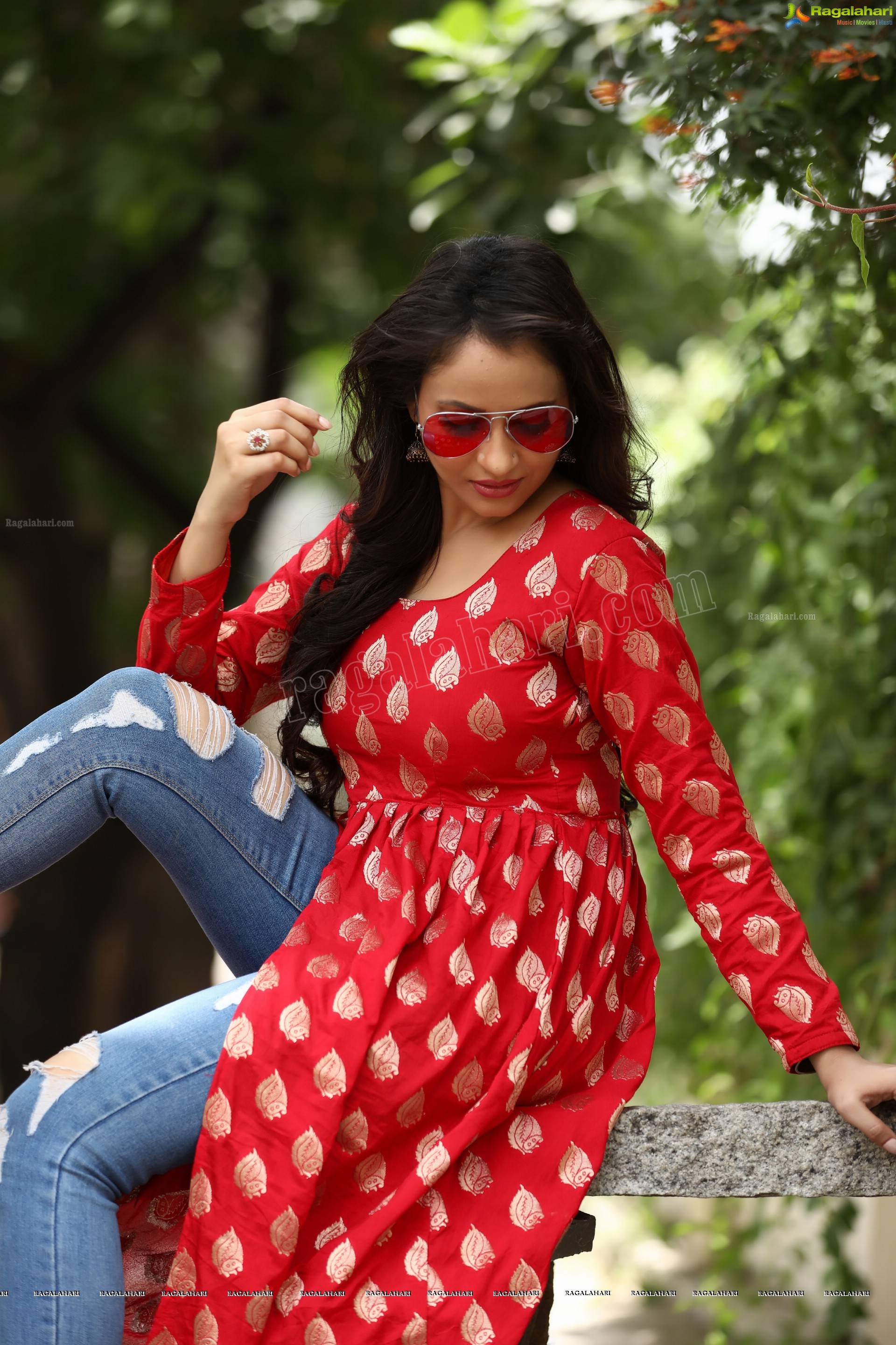 Khushboo Naaz (Exclusive Photo Shoot) (High Definition)