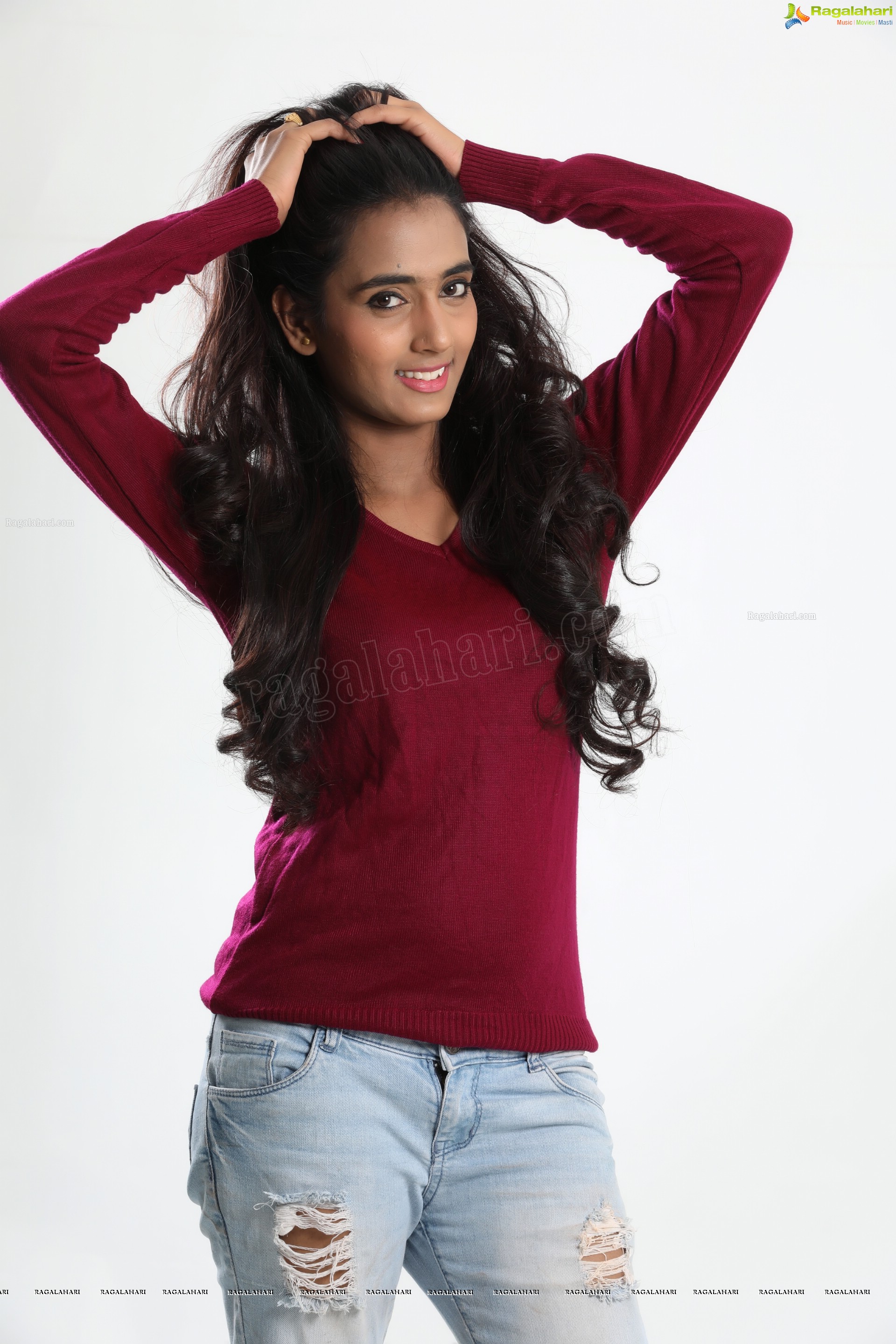 Bharathi Parlli (Exclusive Photo Shoot) (High Definition)