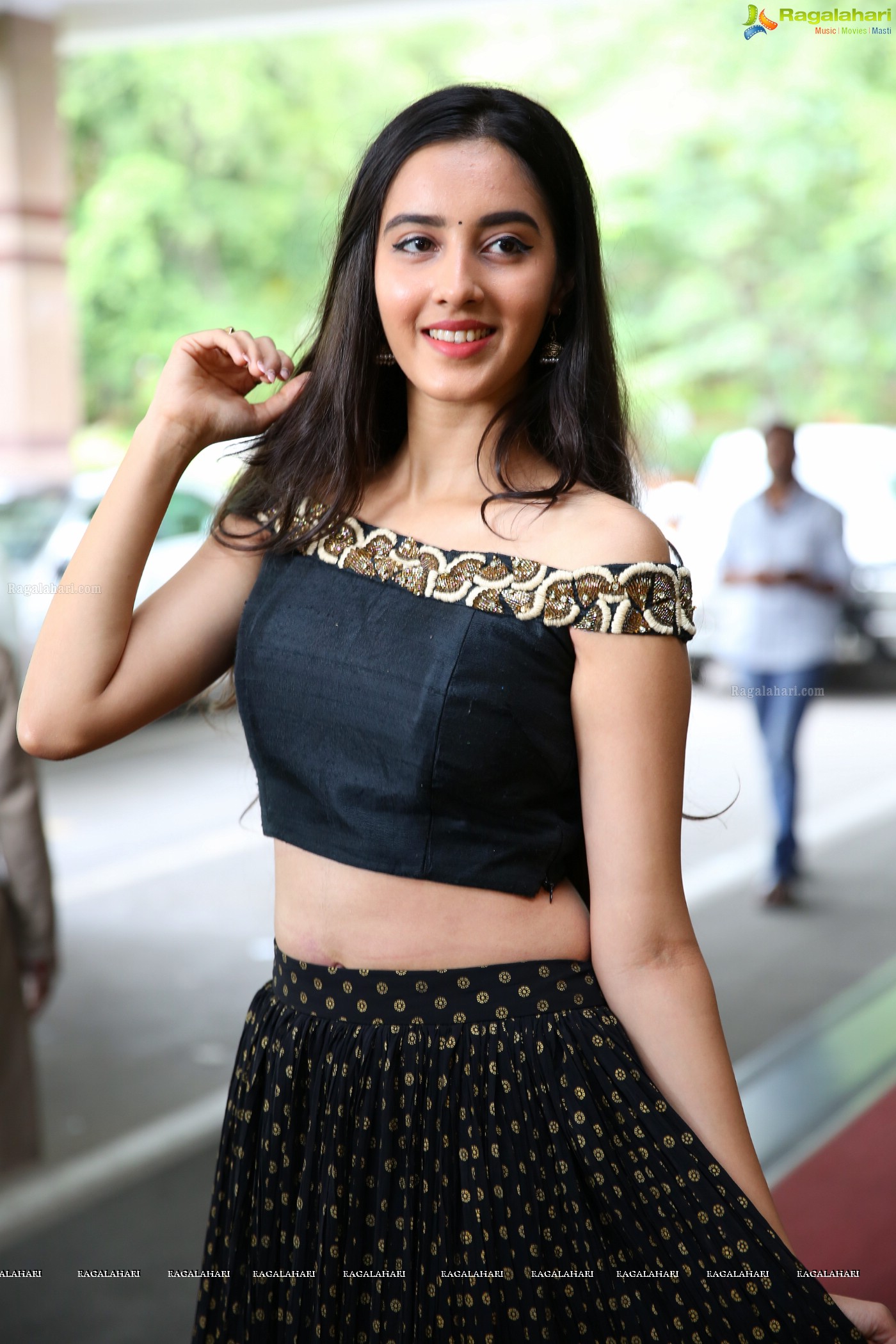 Simrat Kaur at Melodrama Expo (Posters)