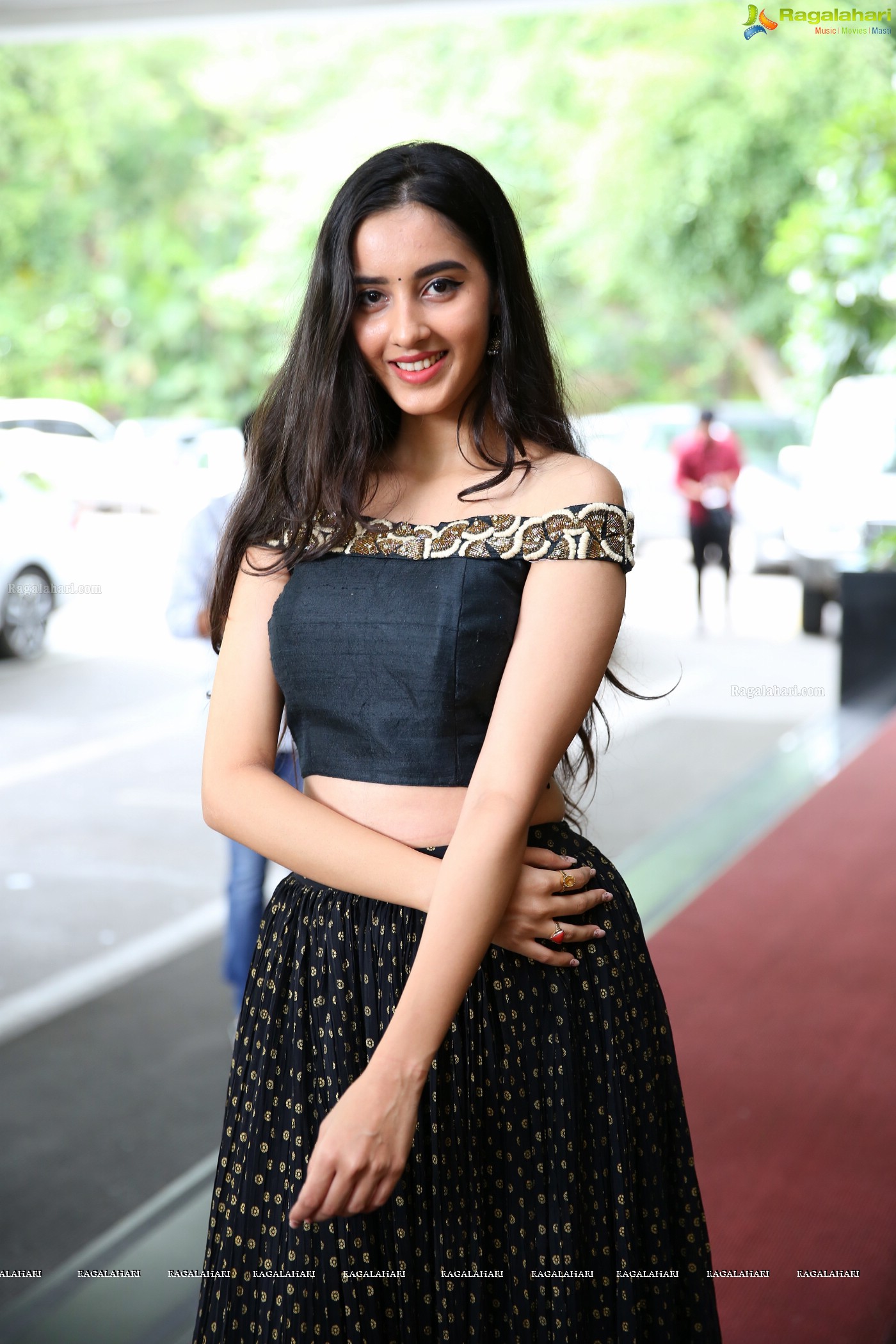 Simrat Kaur at Melodrama Expo (Posters)