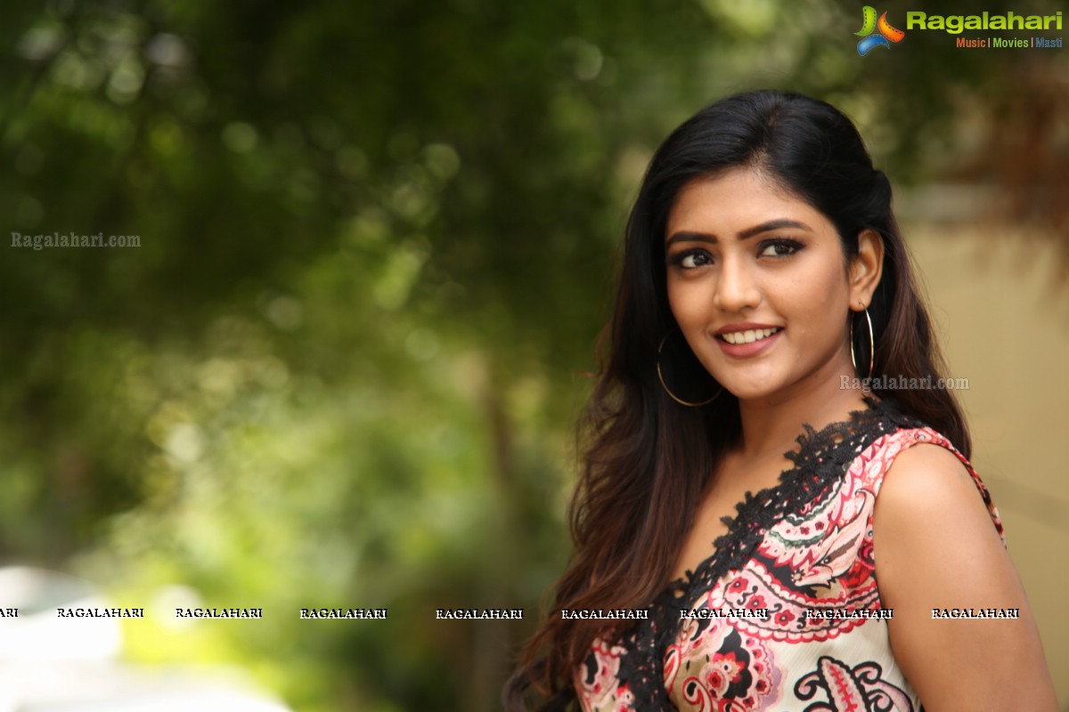 Eesha Rebba at Saakshyam Press Meet