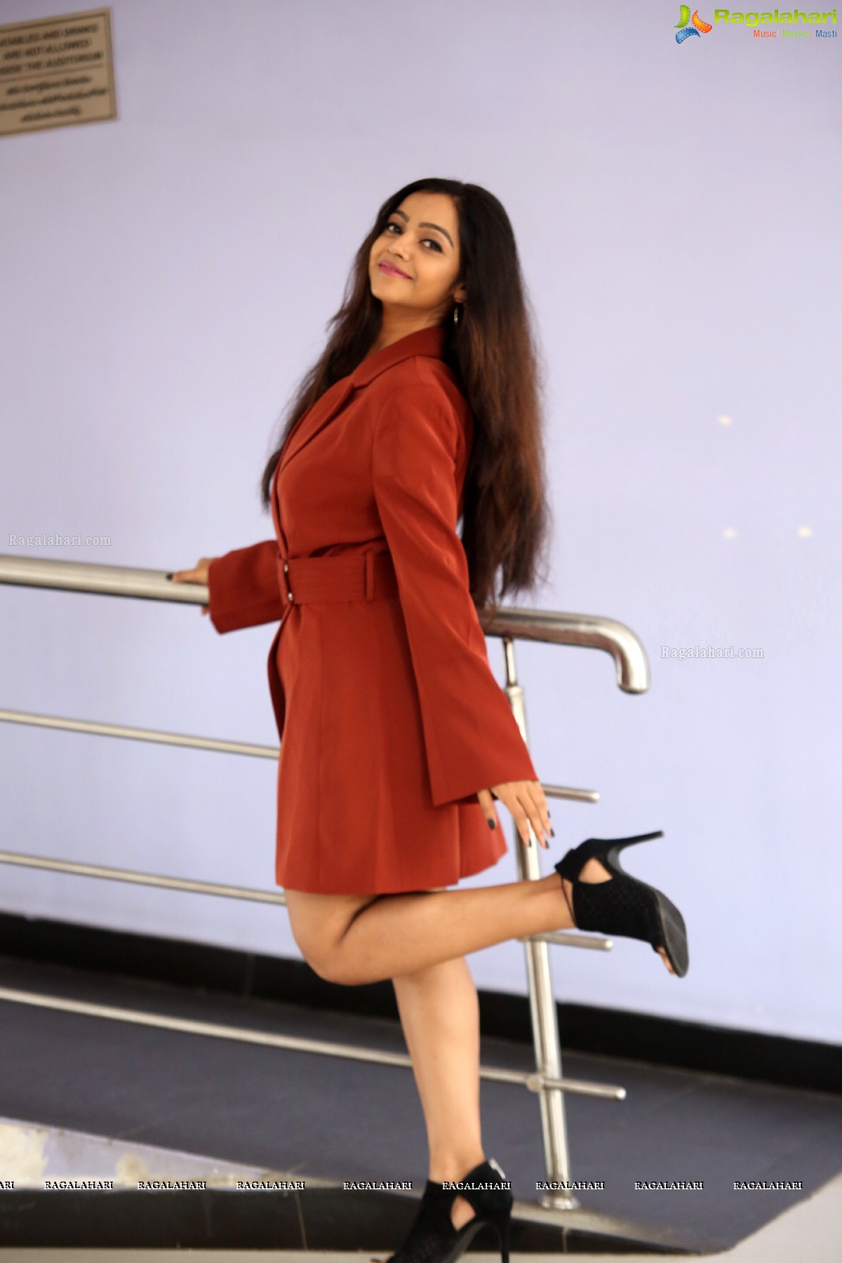 Nithya Shetty at Nuvvu Thopu Raa Trailer Launch