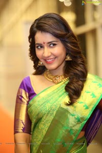 Raashi Khanna