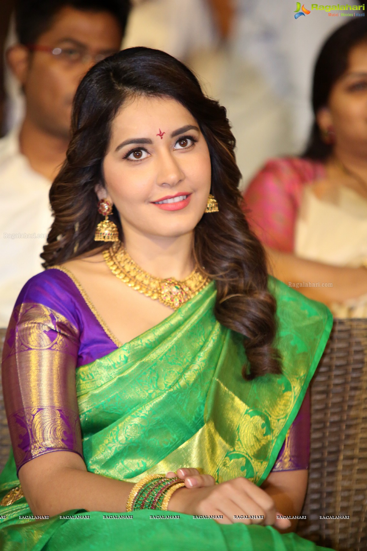 Raashi Khanna at Srinivasa Kalyanam Audio Release