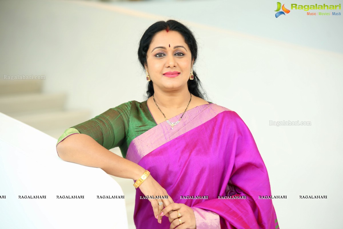 Rajeshwari Nair at Paper Boy Teaser Launch