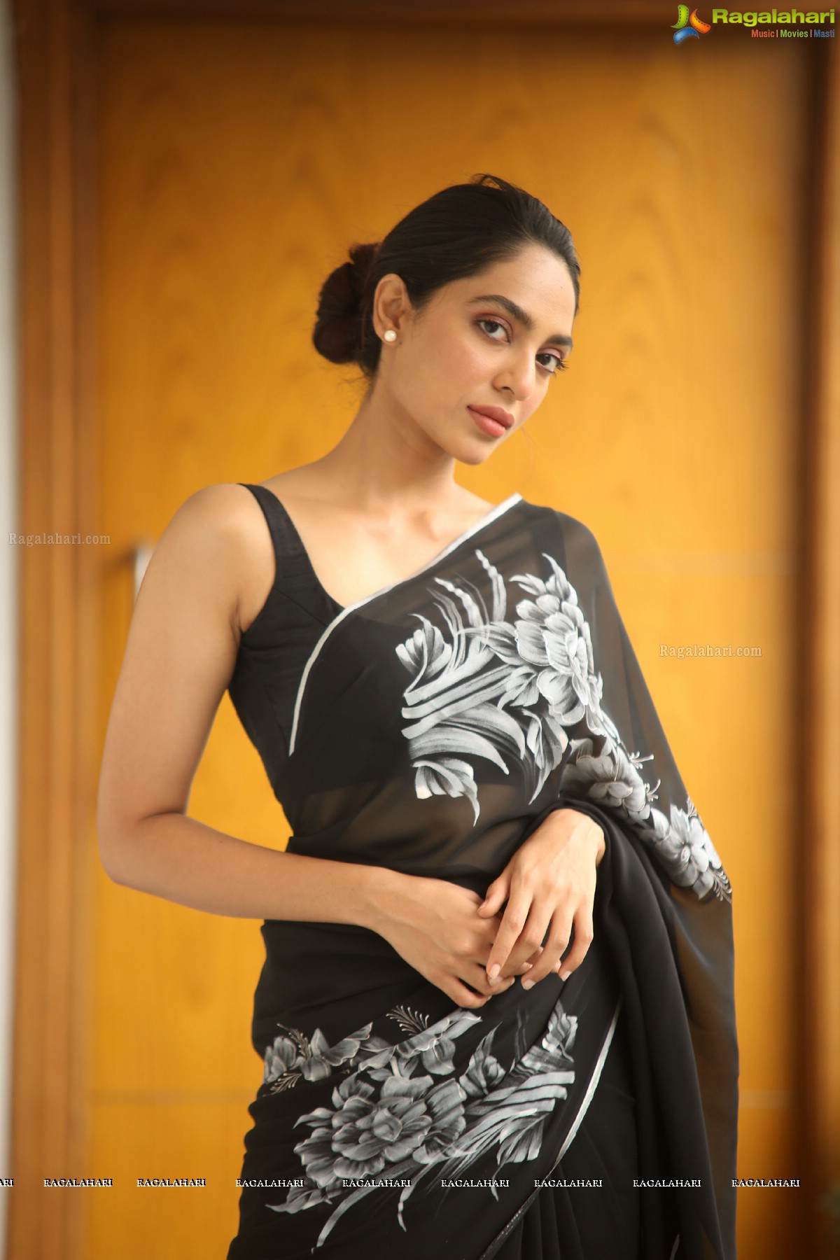 Sobhita Dhulipala at Goodachari Interview