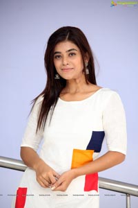 Heroine Yamini Bhaskar