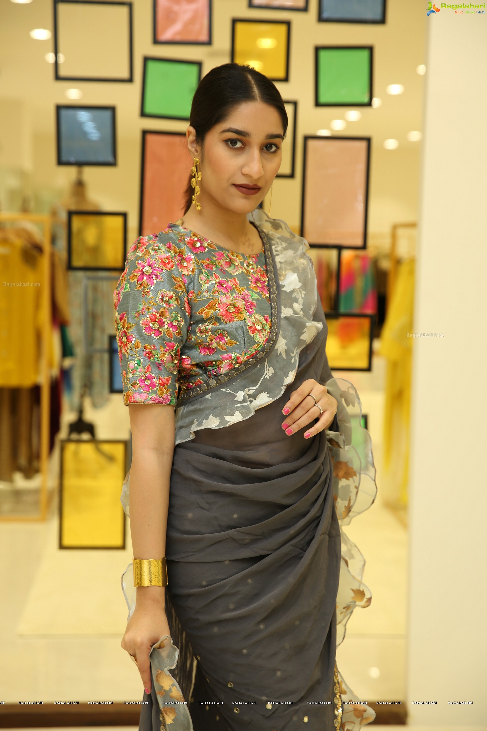 Aashima Gautam @ Atelier Showroom Launch & Fashion Show - HD Gallery