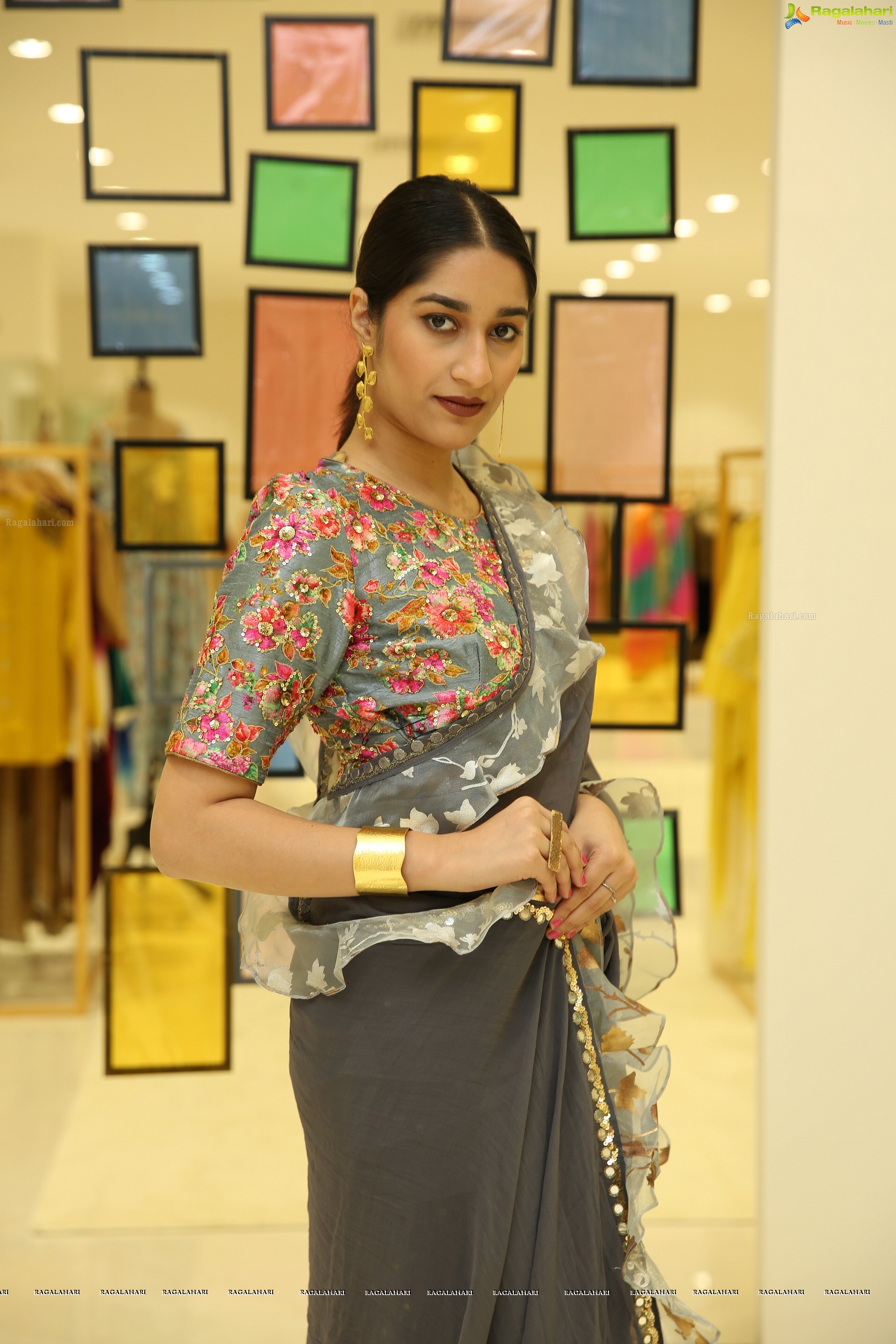 Aashima Gautam @ Atelier Showroom Launch & Fashion Show - HD Gallery