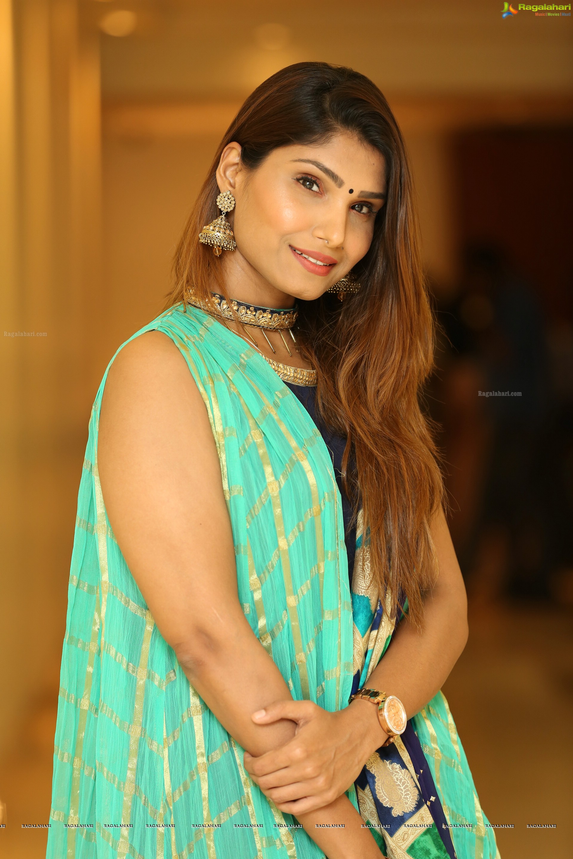 Esha Shetty @ The Haat Fashion & Lifestyle Expo - HD Gallery