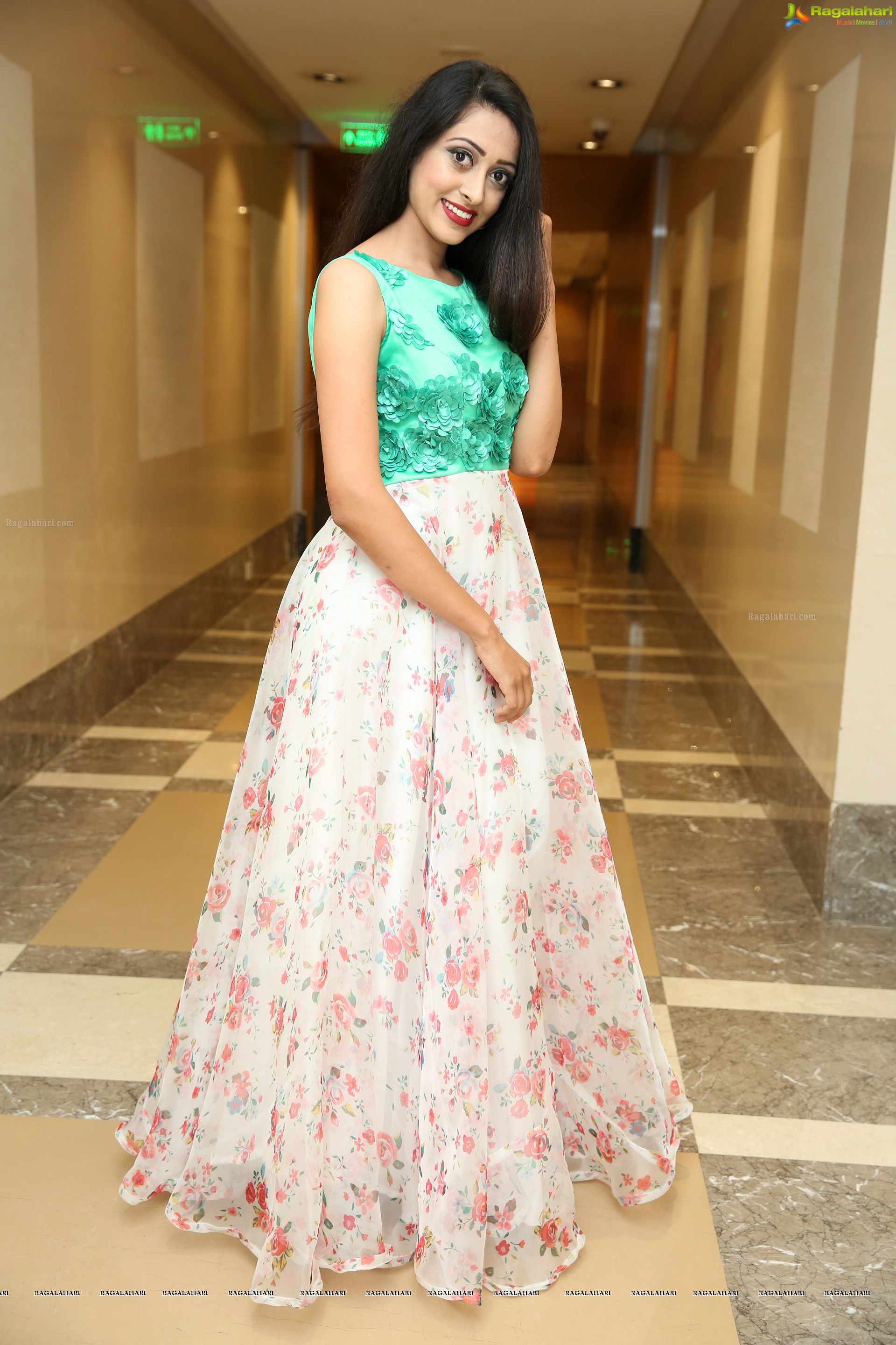 Lakshmi Ayalasomayajula @ Style Bazaar Fashion Show & Curtain Raiser - HD Gallery