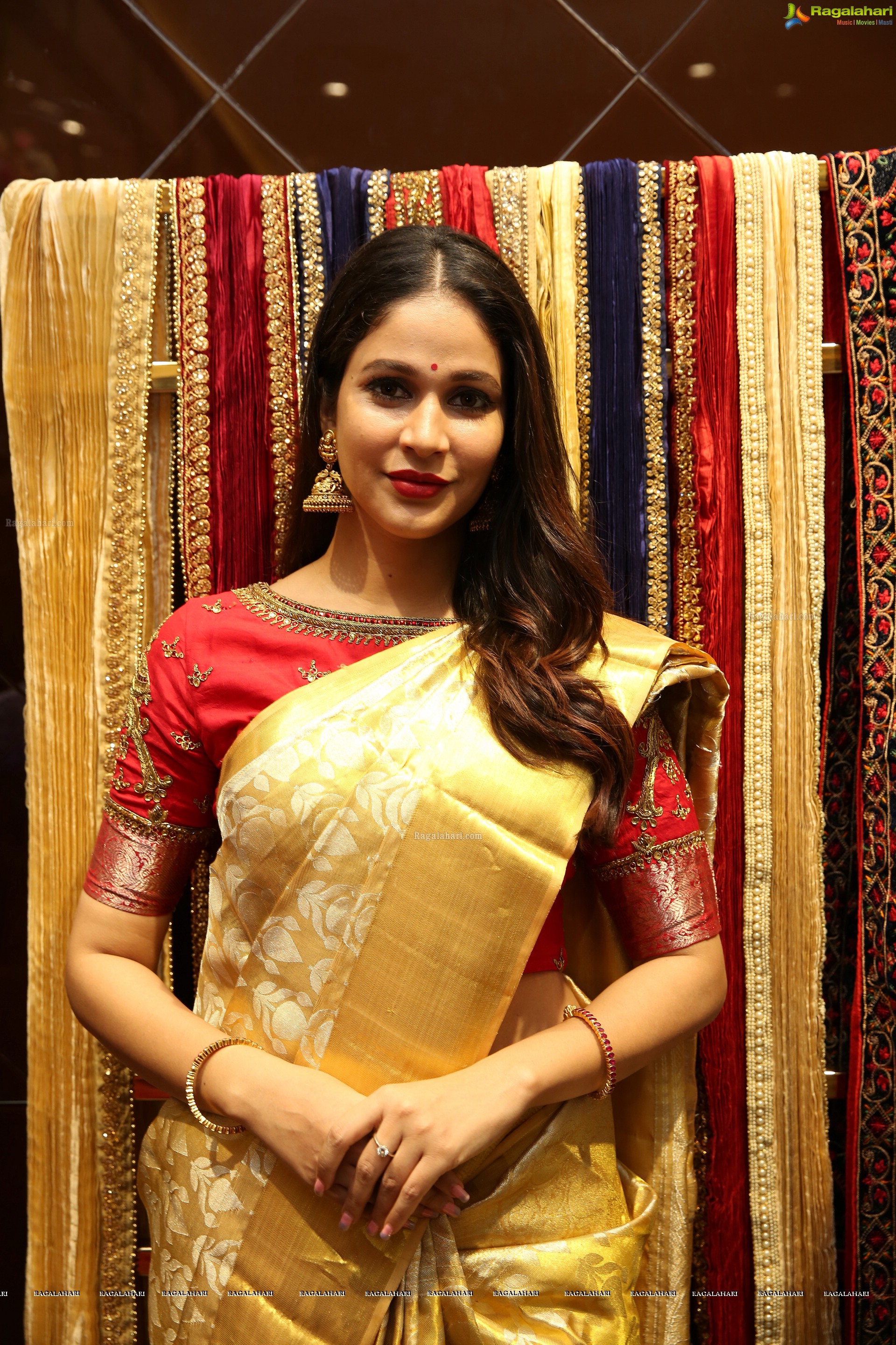 Lavanya Tripathi @ Swayamvar, Mens Ethnic wear Store Launch - HD Gallery