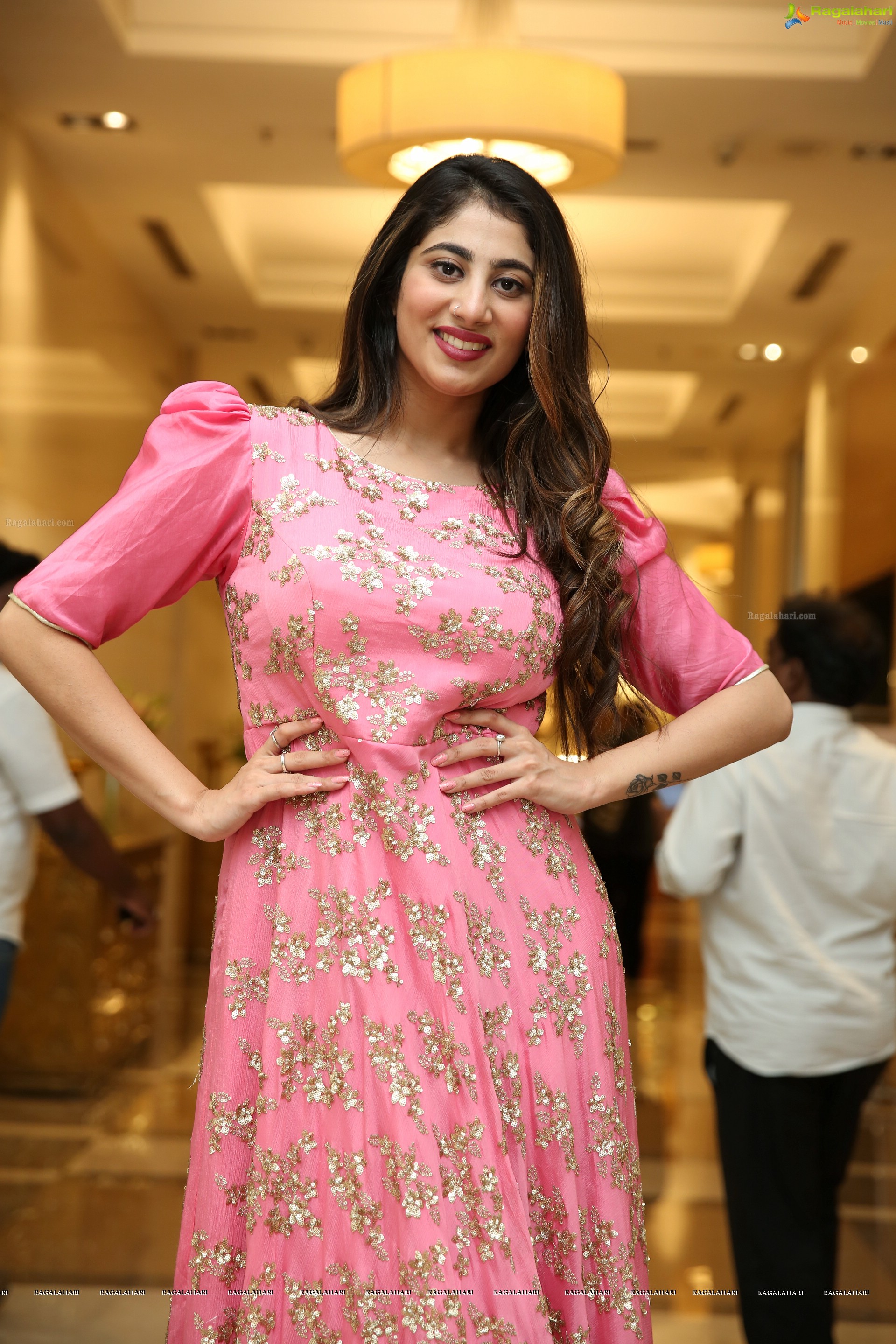 Manasa Jonnalagadda @ Style Bazaar Fashion Show & Curtain Raiser - HD Gallery