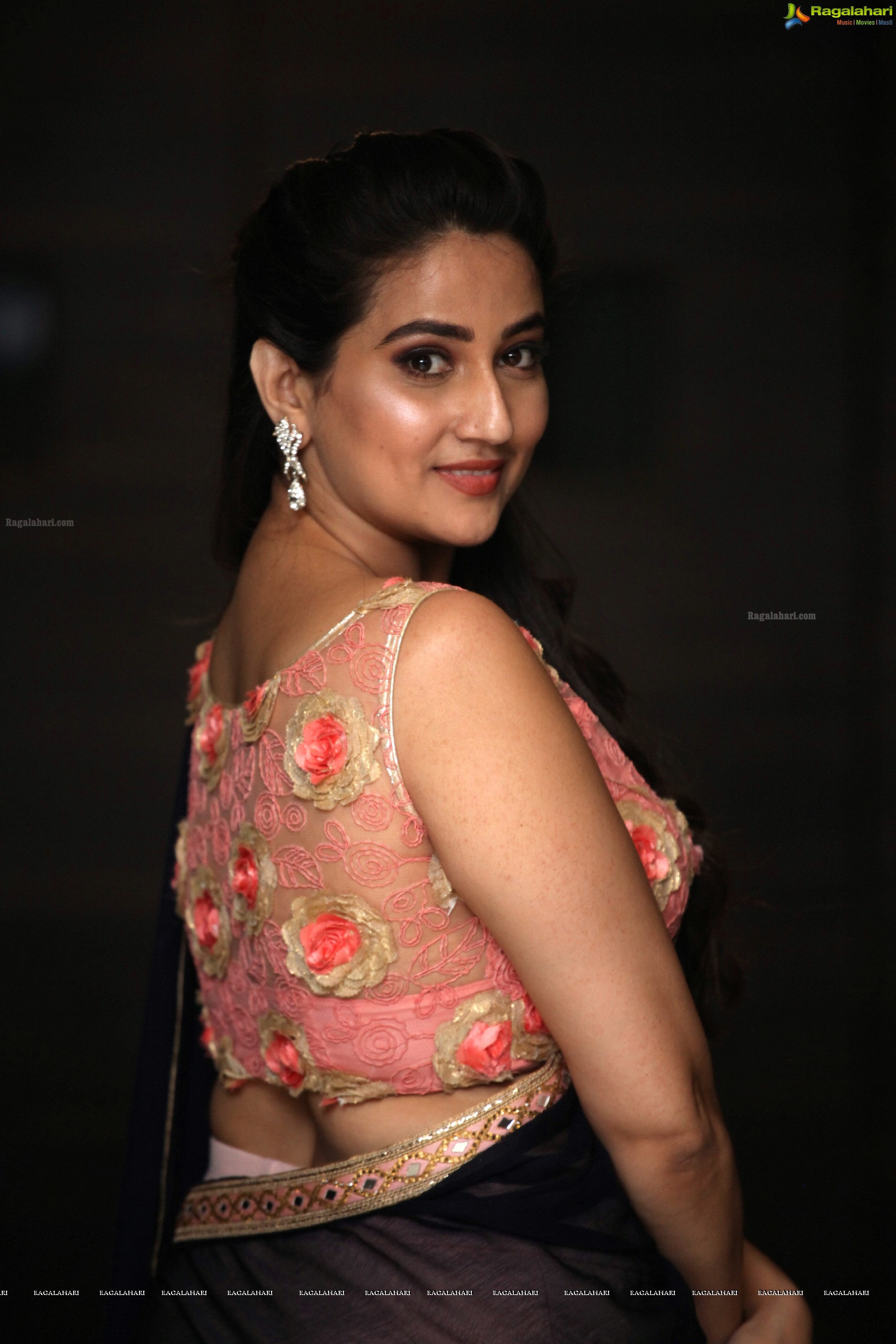 Manjusha @ Ninu Veedani Needanu Nene Pre Release Event - HD Gallery