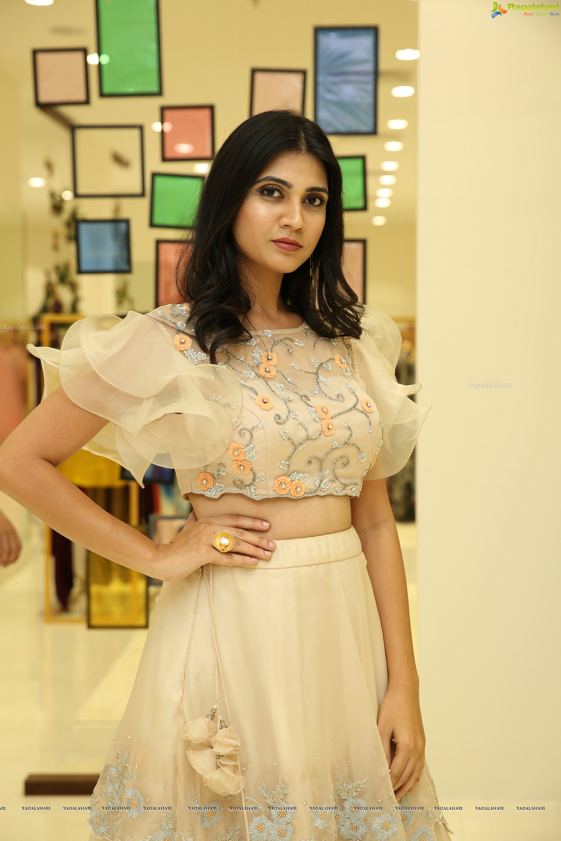 Sandhya Thota @ Atelier Showroom Launch & Fashion Show - HD Gallery