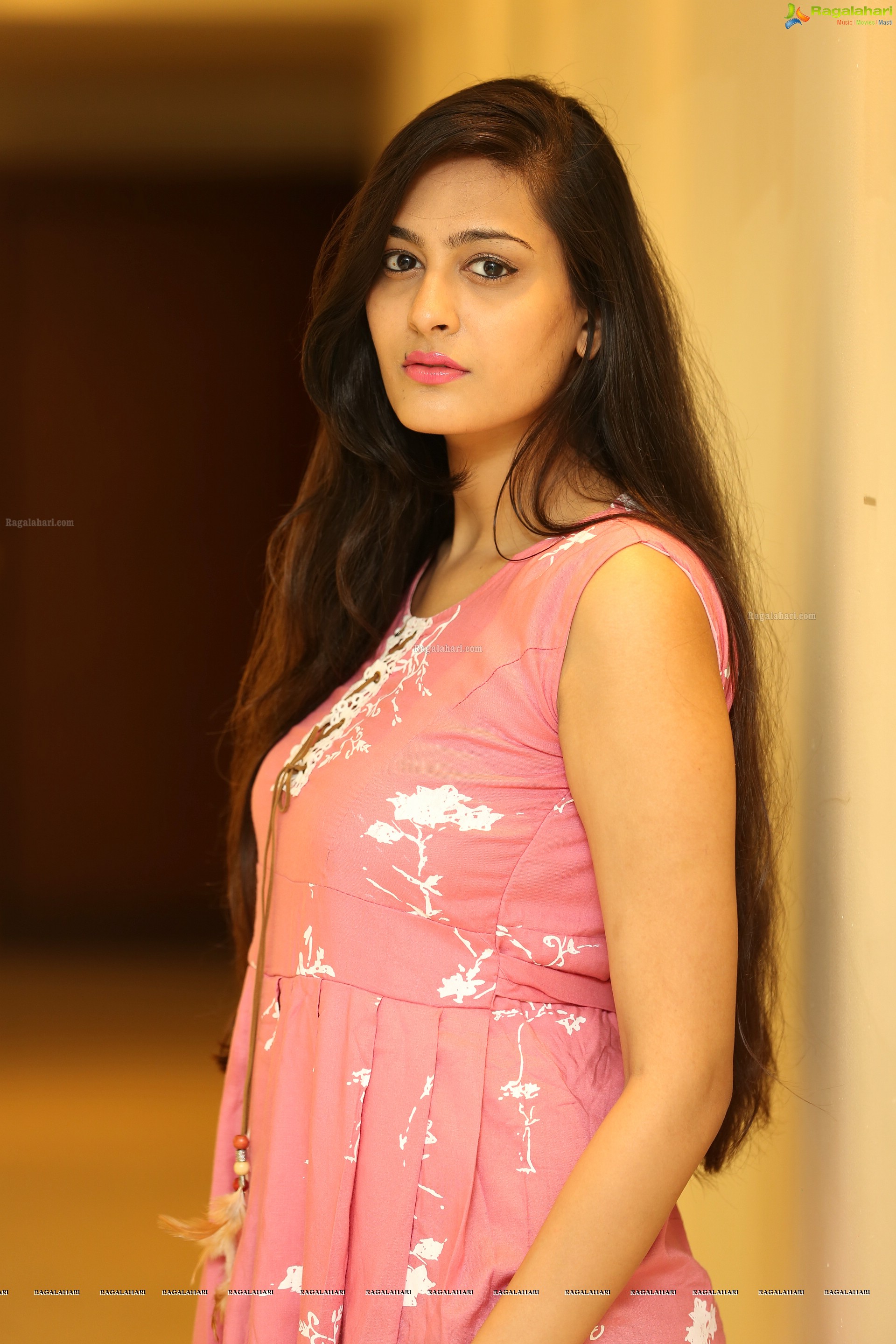 Swetha Jadhav @ Sutraa Lifestyle & Fashion Exhibition Launch - HD Gallery