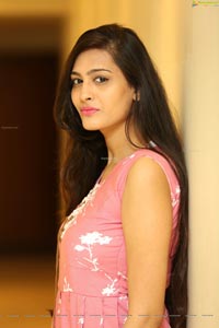 Swetha Jadhav @ Sutraa Fashion Exhibition Launch