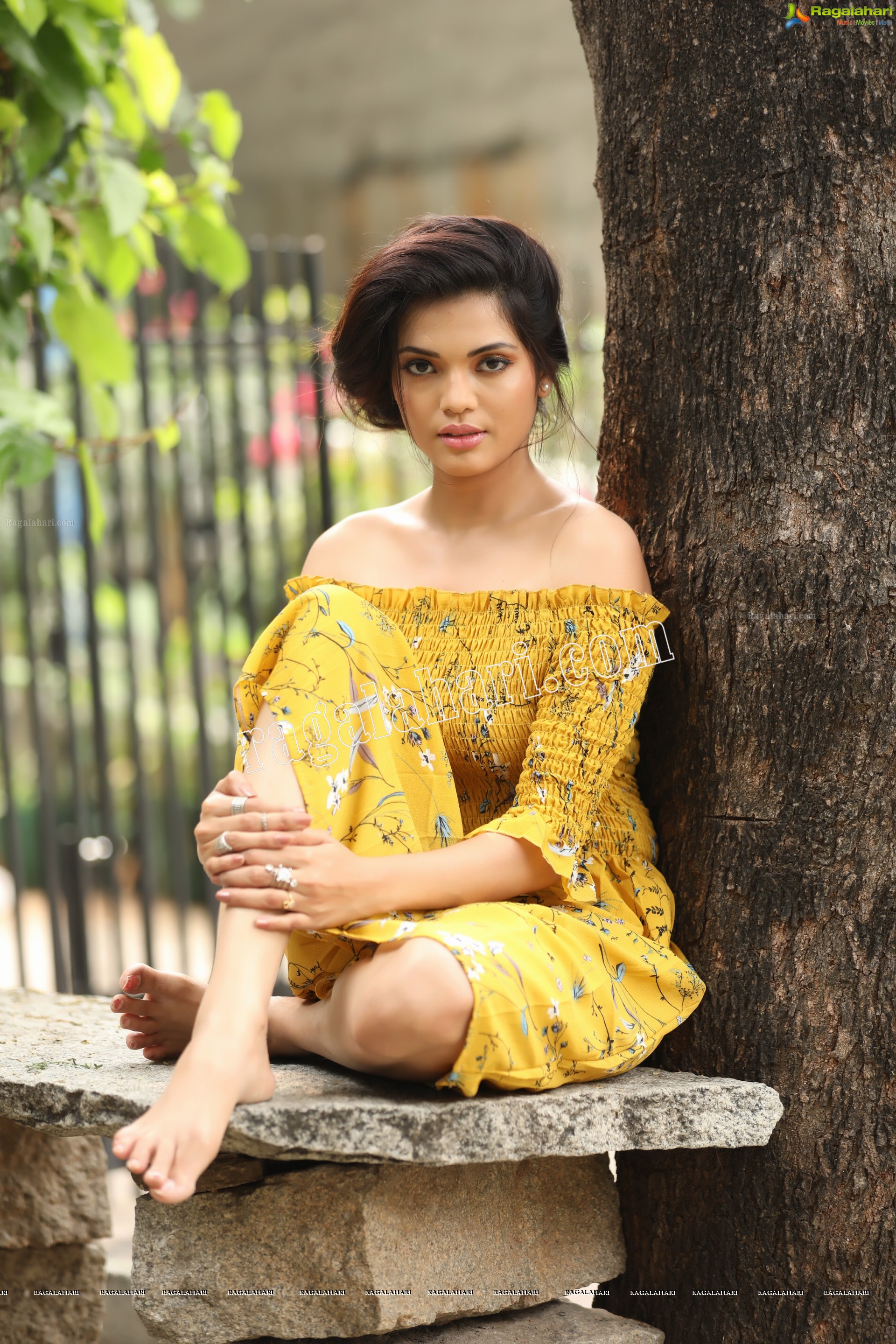 Sahithi Jadi (Exclusive Photo Shoot) (High Definition Photos)