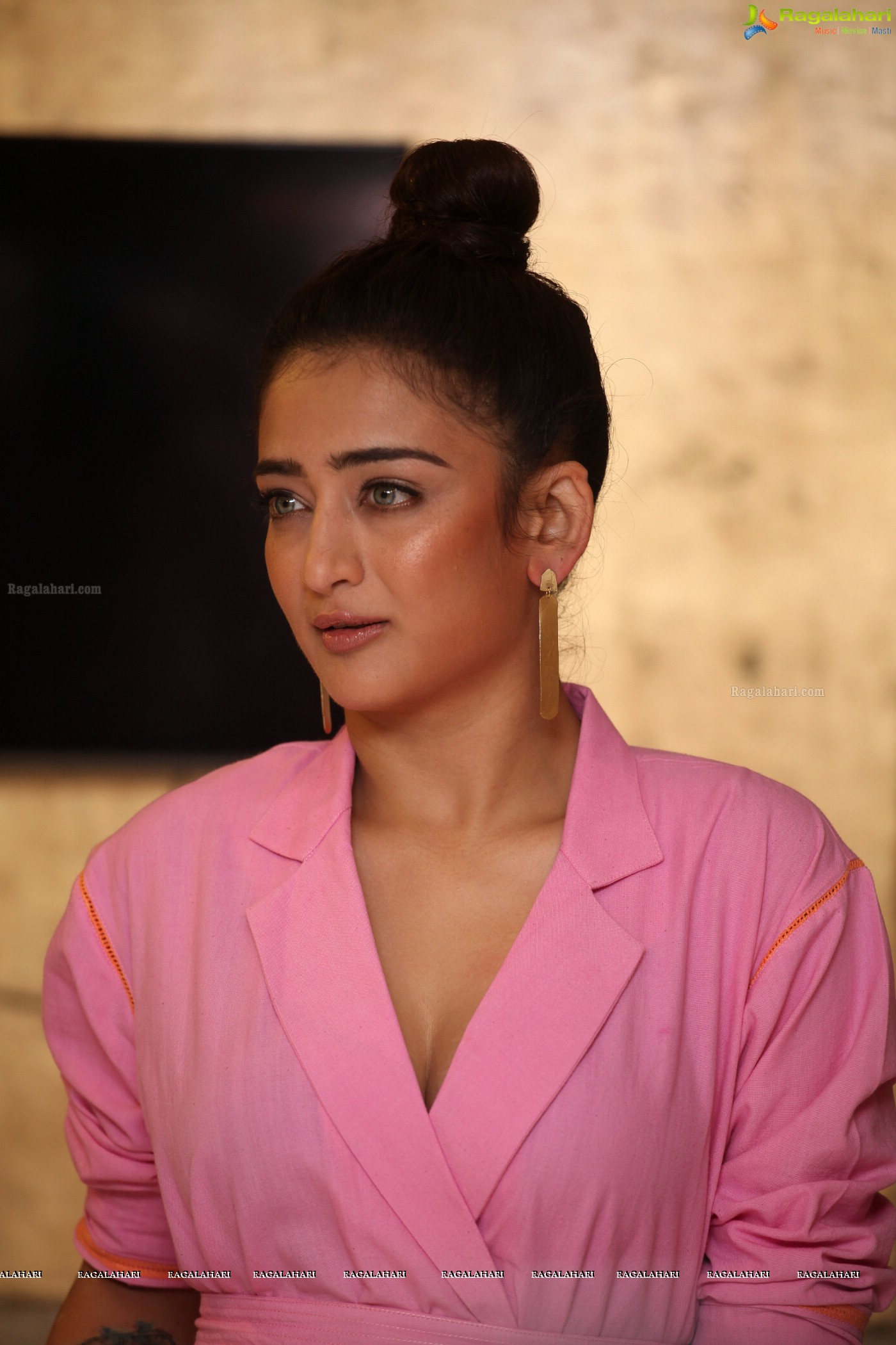 Akshara Haasan (Posters) @ Mr. KK Pre-Release