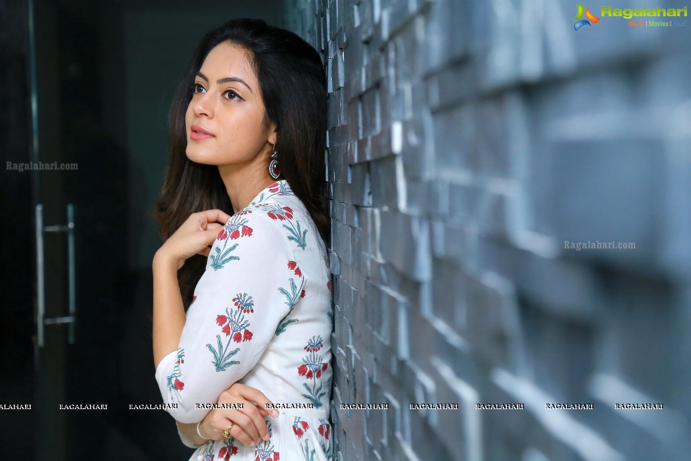 Anya Singh (Posters) @ Ninu Veedani Needanu Nene Interview