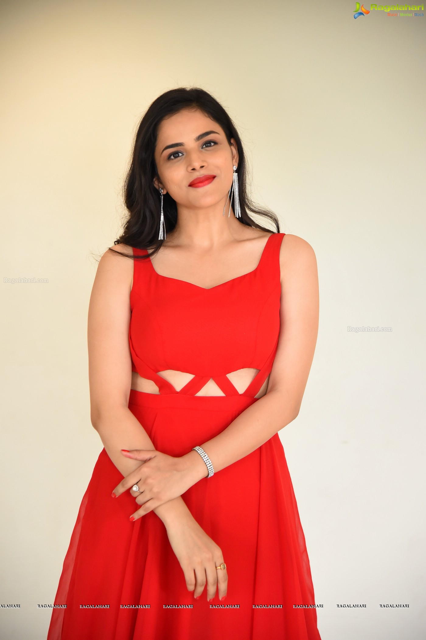 Kriti Garg (Posters) @ 2 Hours Love Trailer Launch