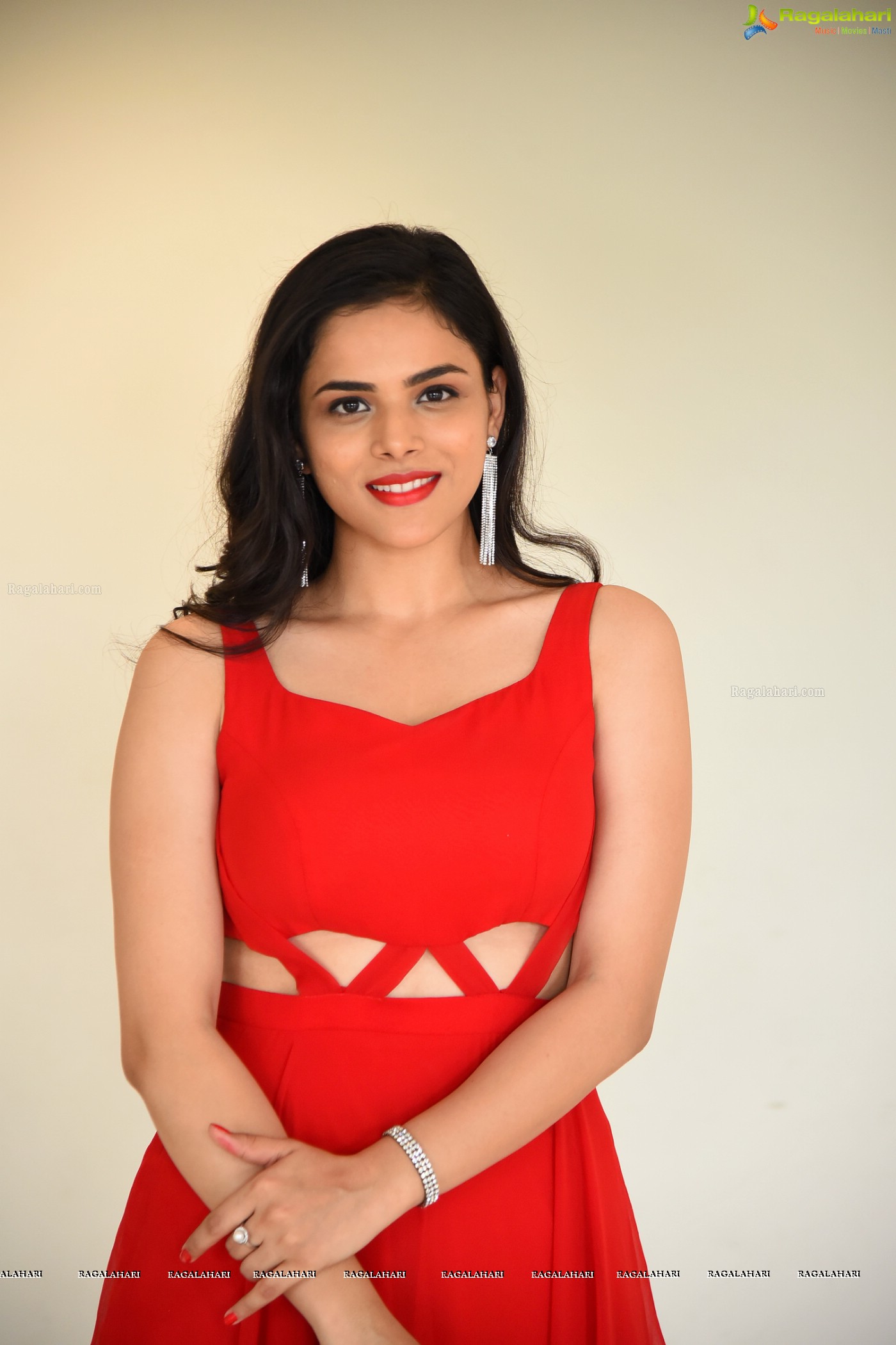 Kriti Garg (Posters) @ 2 Hours Love Trailer Launch