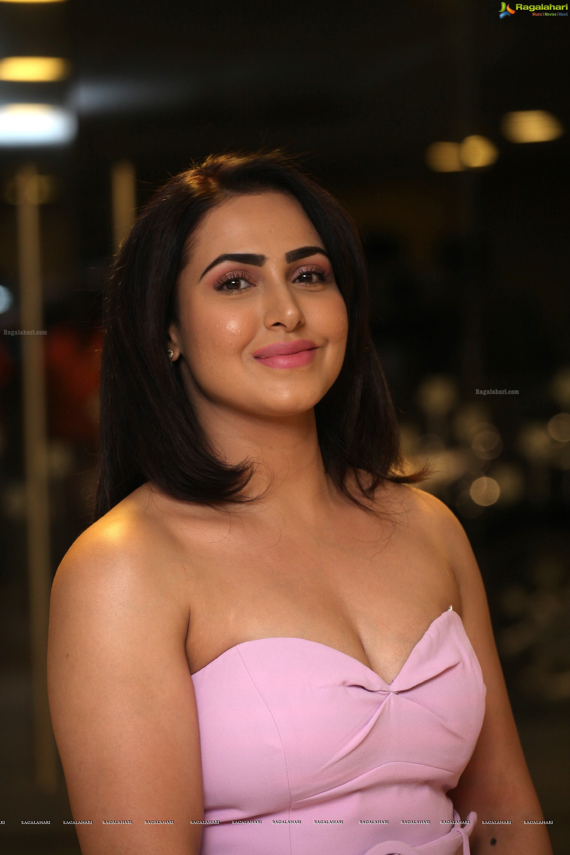 Nandini Rai (Hi-Resolution Photos) @ Salon Hair Crush Launch Party