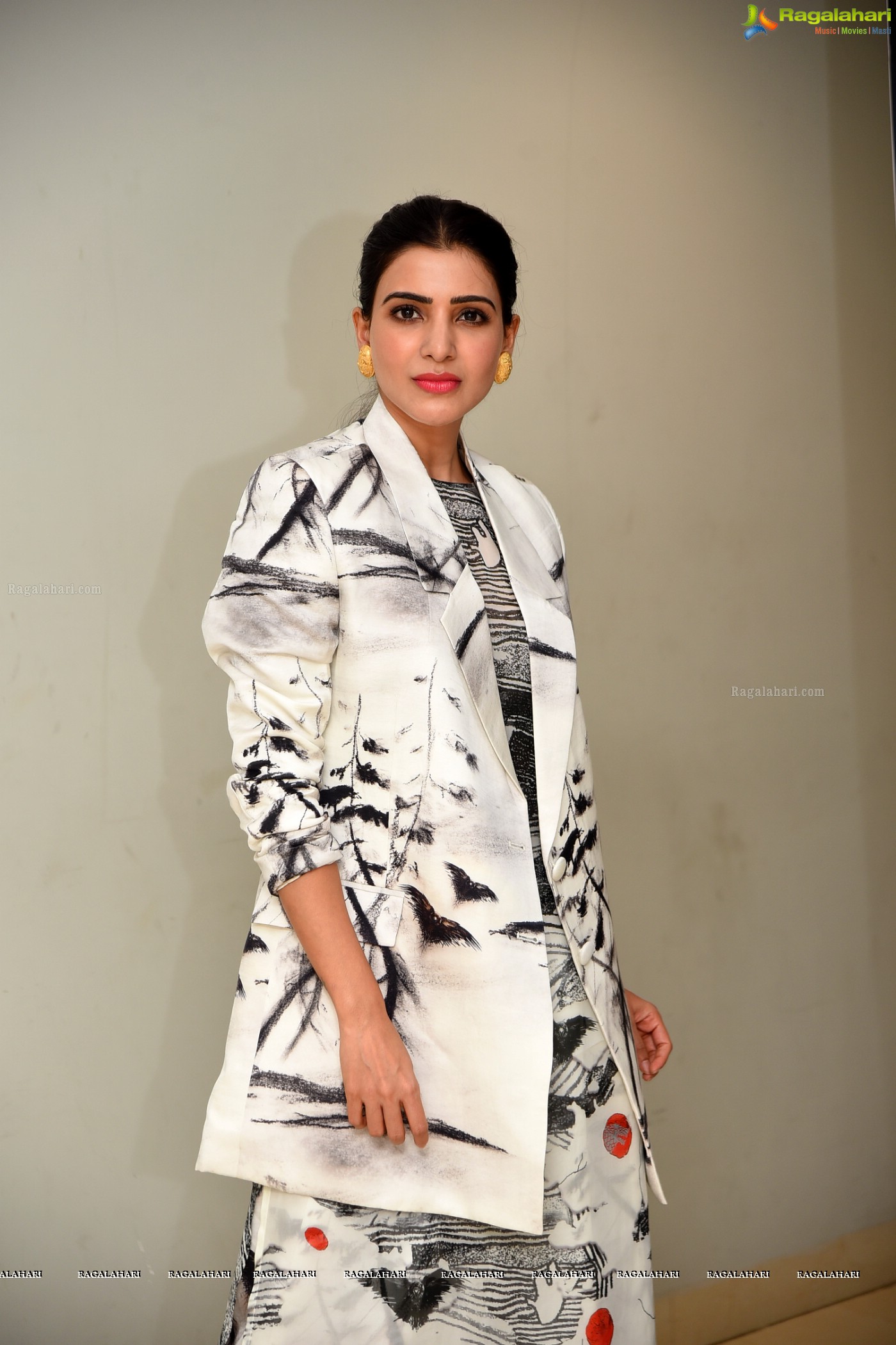 Samantha Akkineni at Evaru Teaser Launch Event