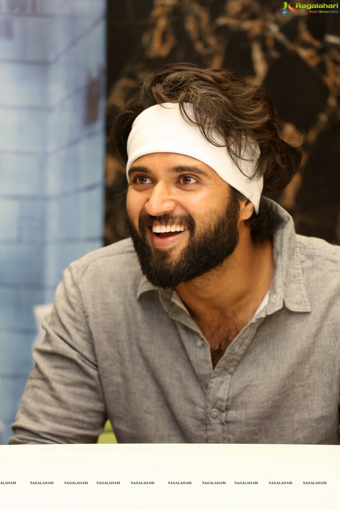 Vijay Devarakonda @ Agent Sai Srinivasa Athreya Press meet (Posters)