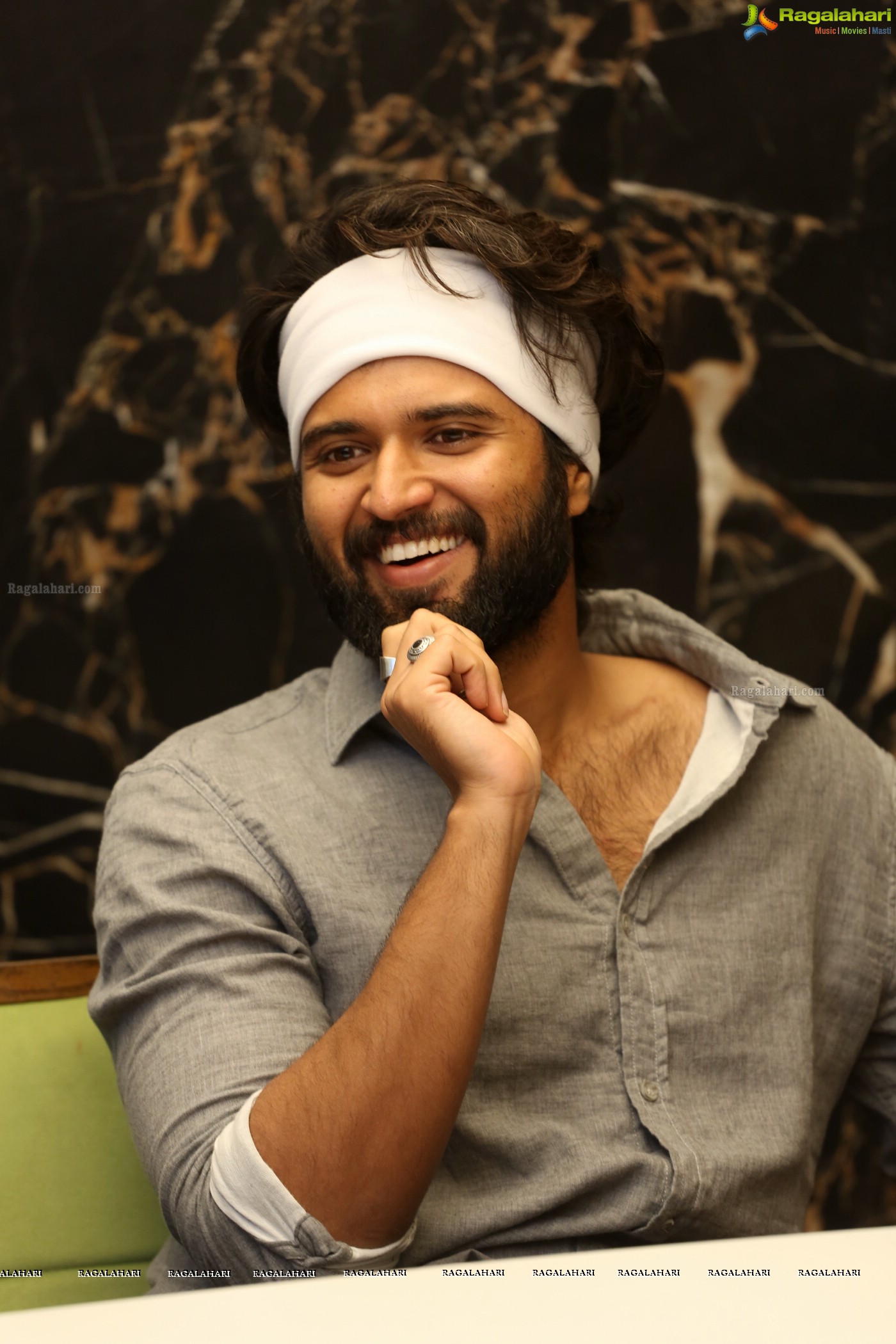 Vijay Devarakonda @ Agent Sai Srinivasa Athreya Press meet (Posters)