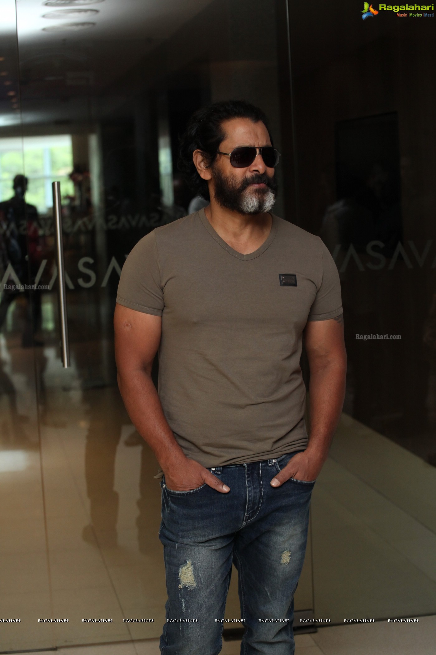 Chiyaan Vikram @ Mr. KK Interview