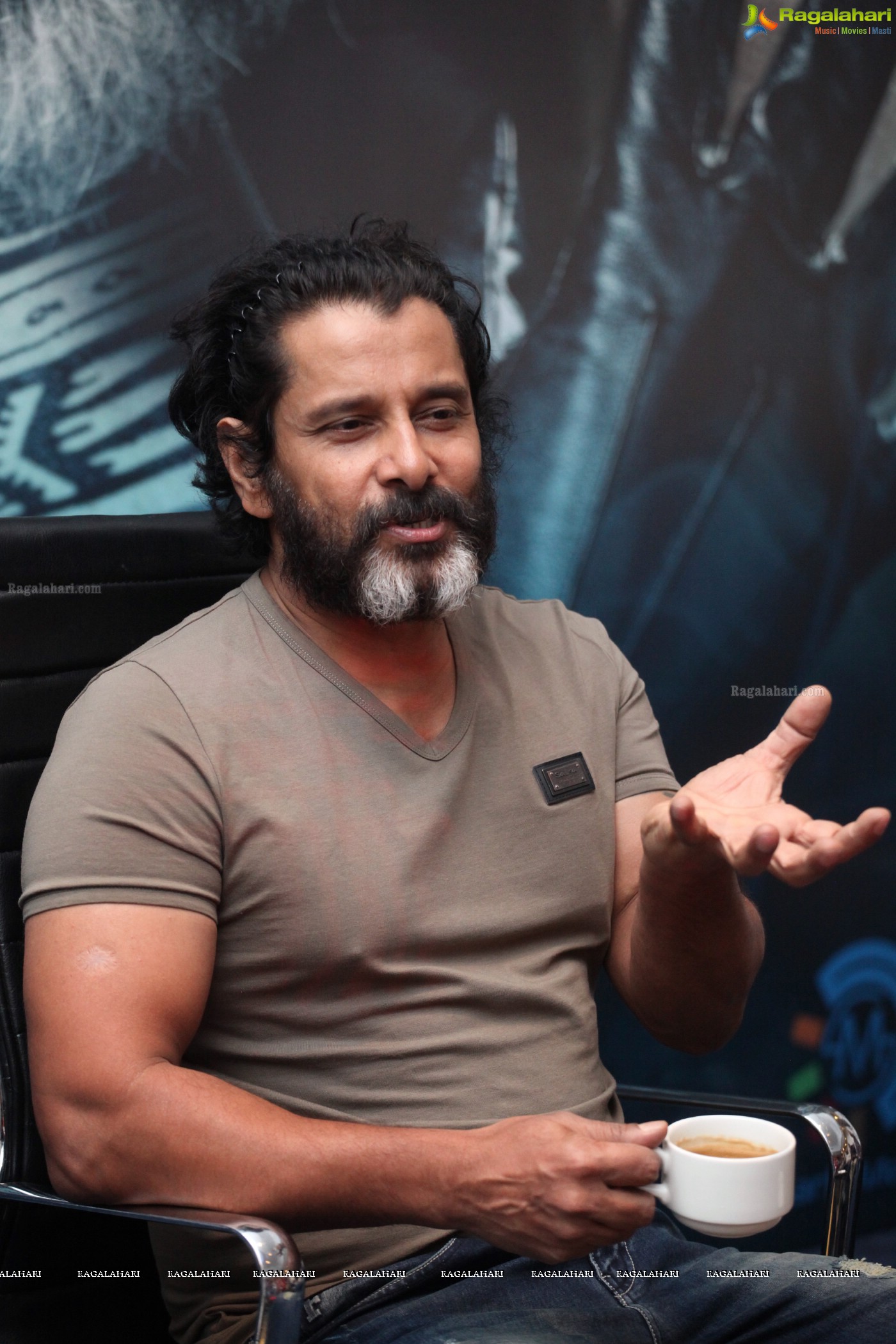 Chiyaan Vikram @ Mr. KK Interview