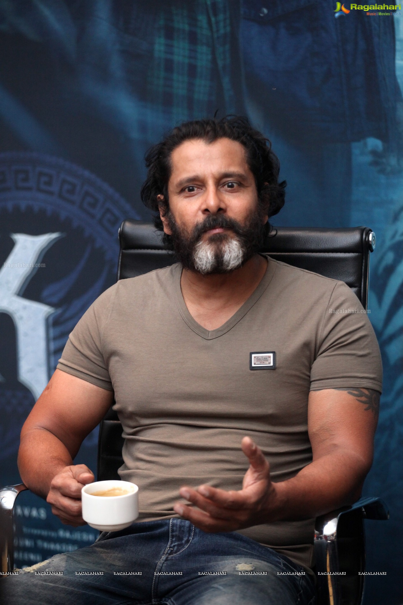 Chiyaan Vikram @ Mr. KK Interview