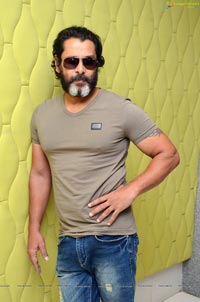 Chiyaan Vikram