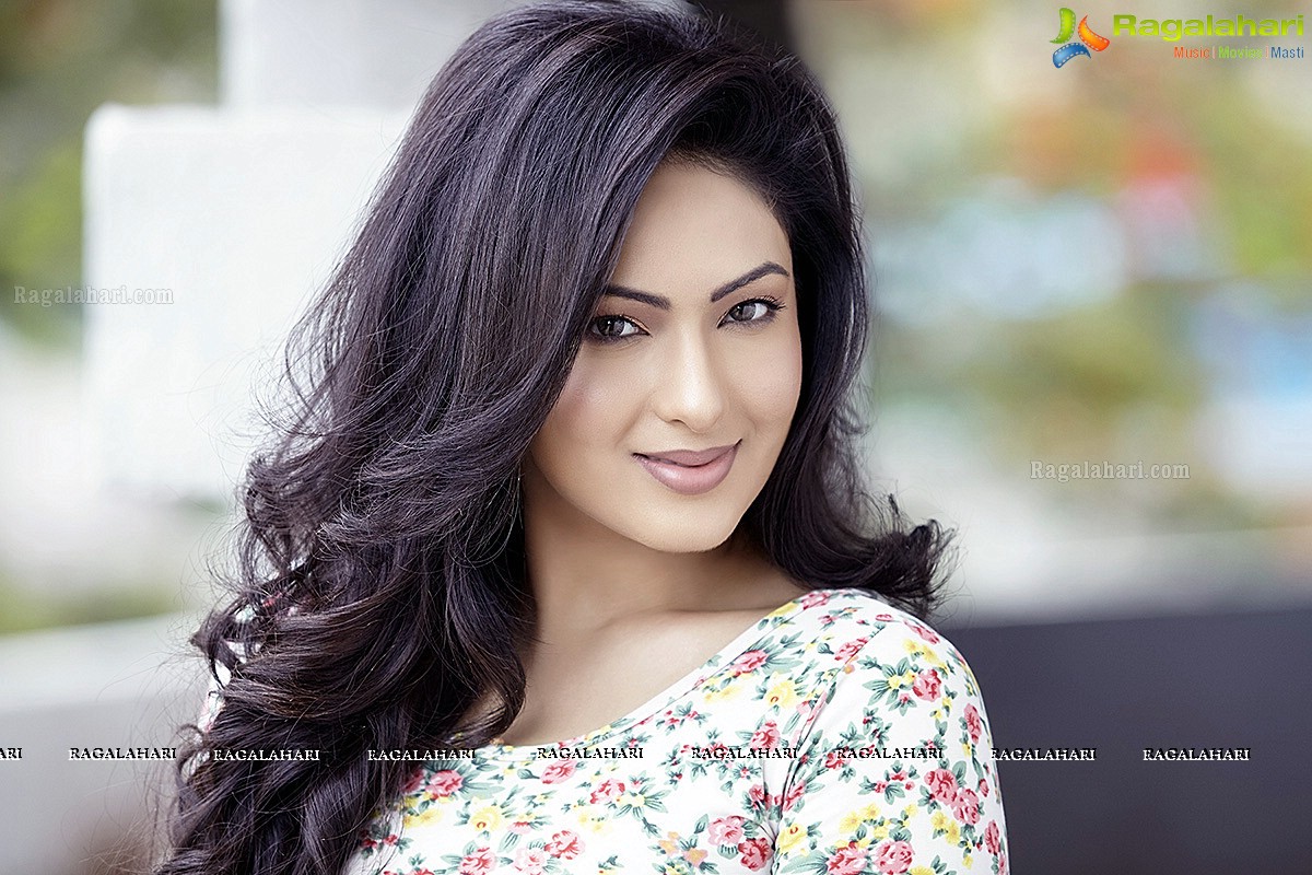 Nikesha Patel Latest Photoshoot