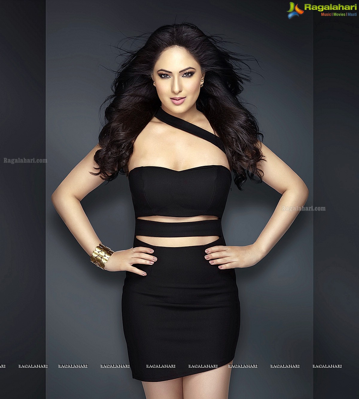 Nikesha Patel Latest Photoshoot