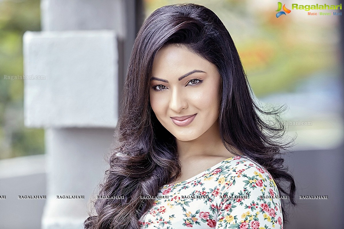 Nikesha Patel Latest Photoshoot