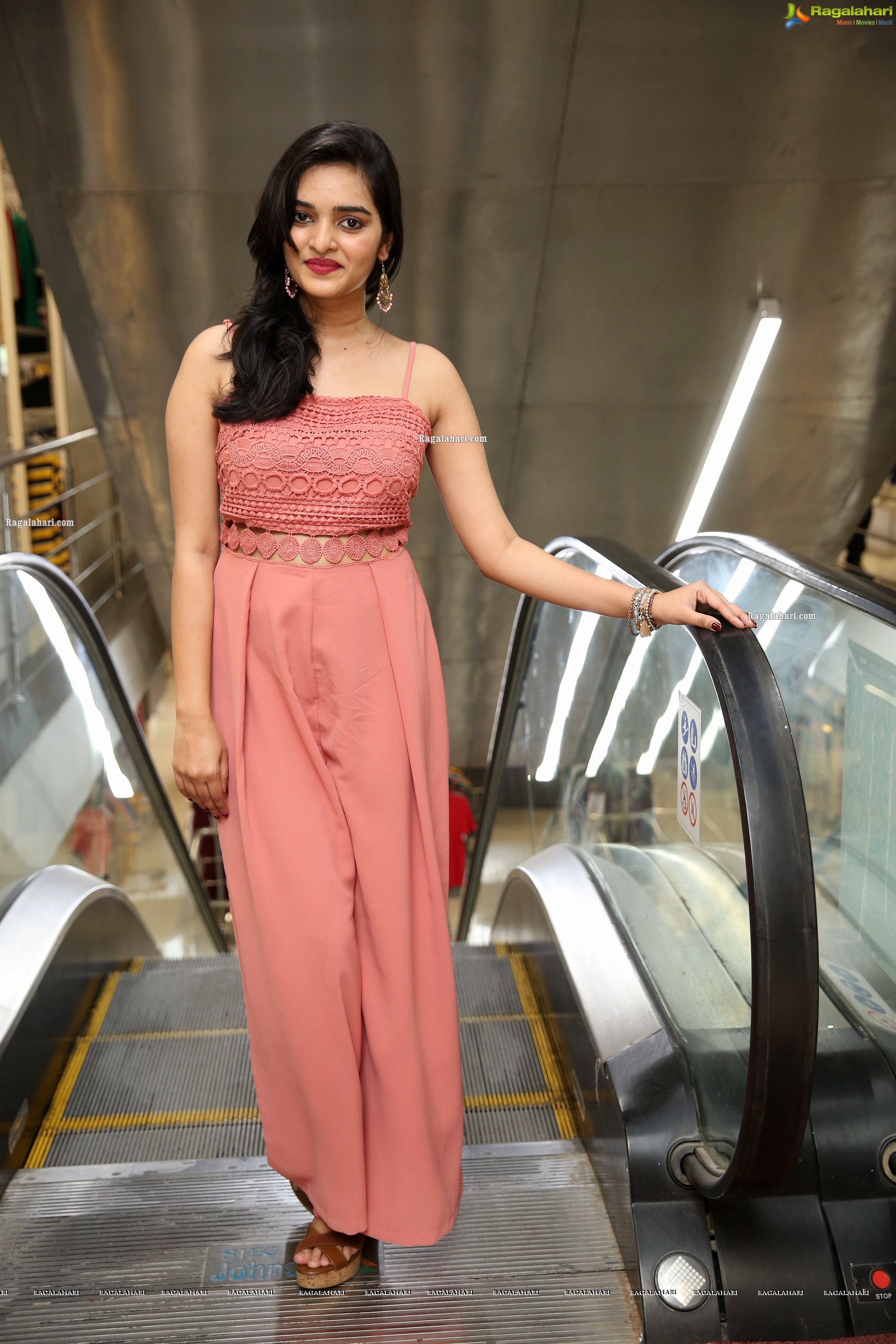 Heena Farheen at Brand Factory Big Brands Big Deals Launch at Begumpet Store - HD gallery