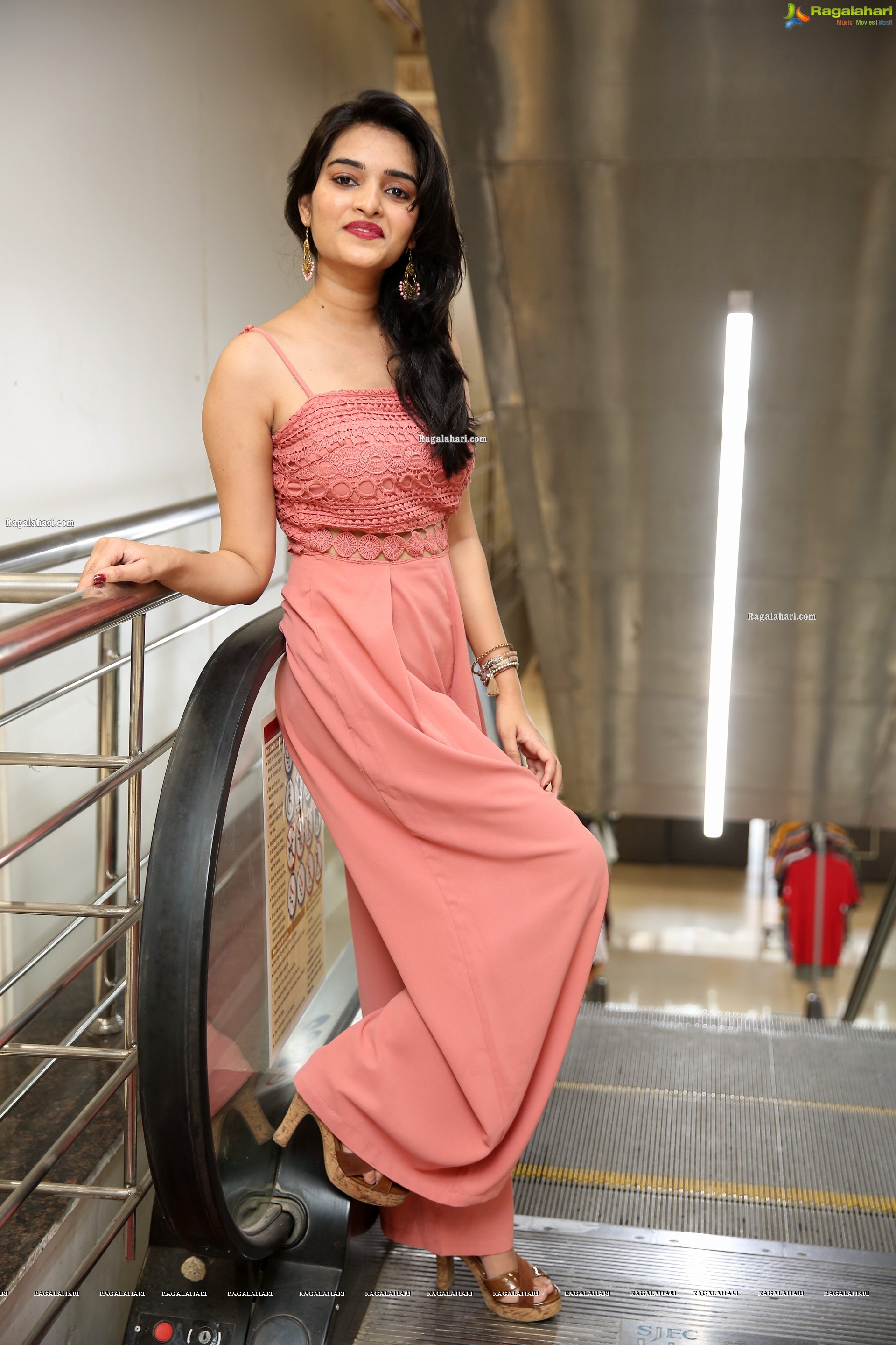 Heena Farheen at Brand Factory Big Brands Big Deals Launch at Begumpet Store - HD gallery
