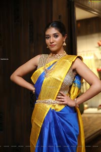 Maansi Kumar at Neeru's New Collection Launch