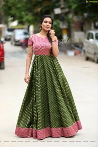 Sanjana Anne in Green and Pink Floor Length Dress