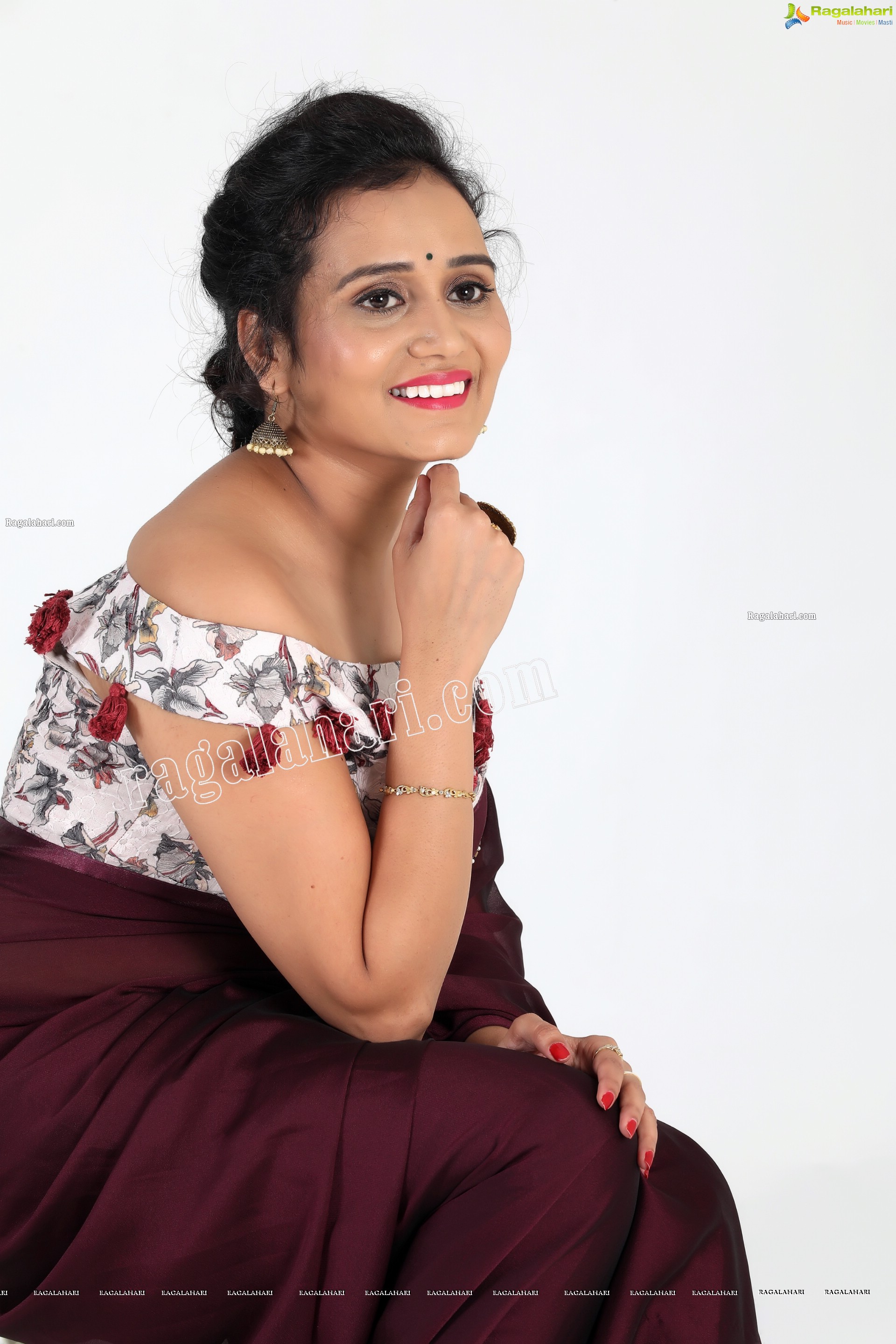 VJ Jaanu in Wine Silk Saree Exclusive Photo Shoot