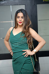 Diksha Panth in Emerald Green Bodycon Dress