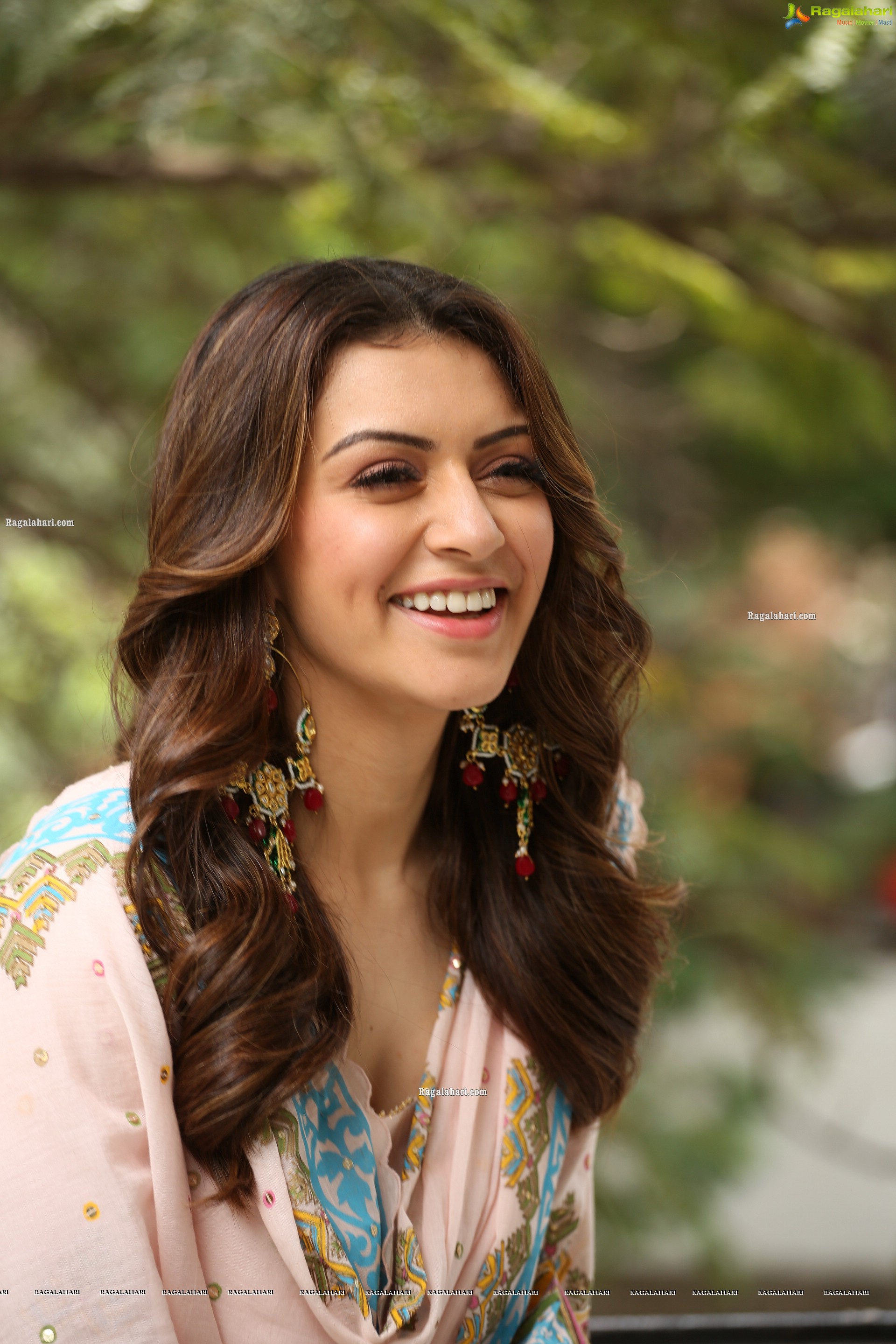 Hansika Motwani at My Name Is Shruti Movie Pooja Ceremony, HD Stills