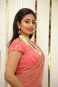 Model Honey Chowdari in Peach Lehenga Choli